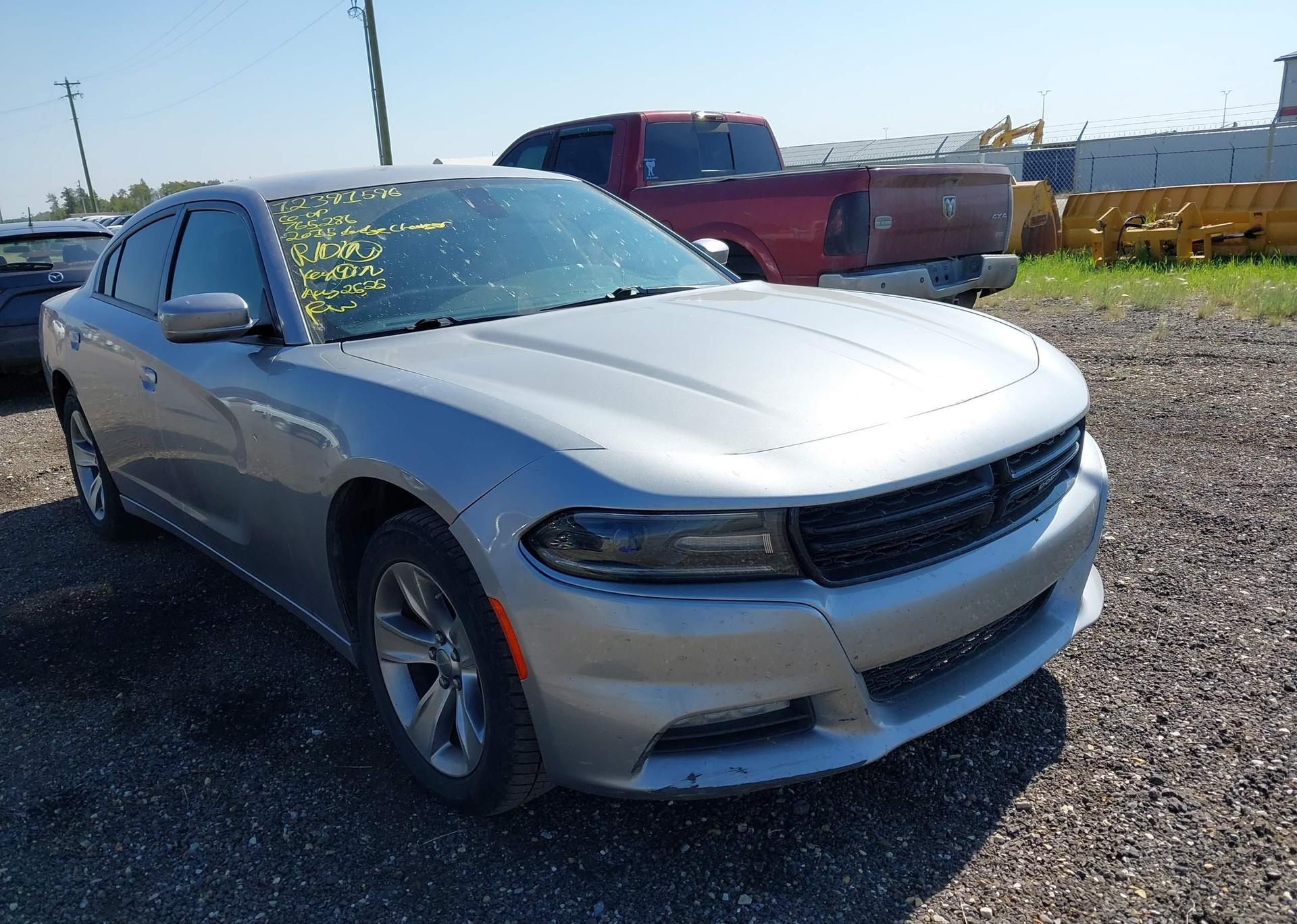 2015 DODGE CHARGER SXT
