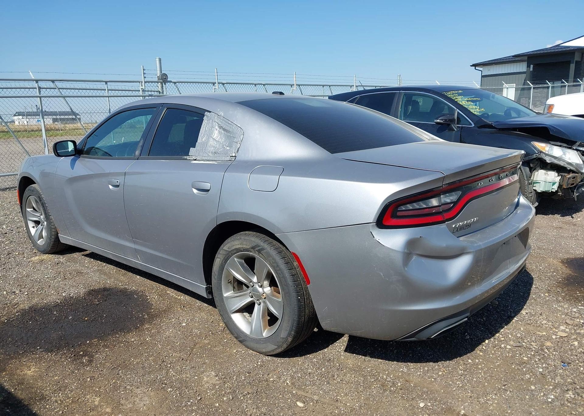 2015 DODGE CHARGER SXT