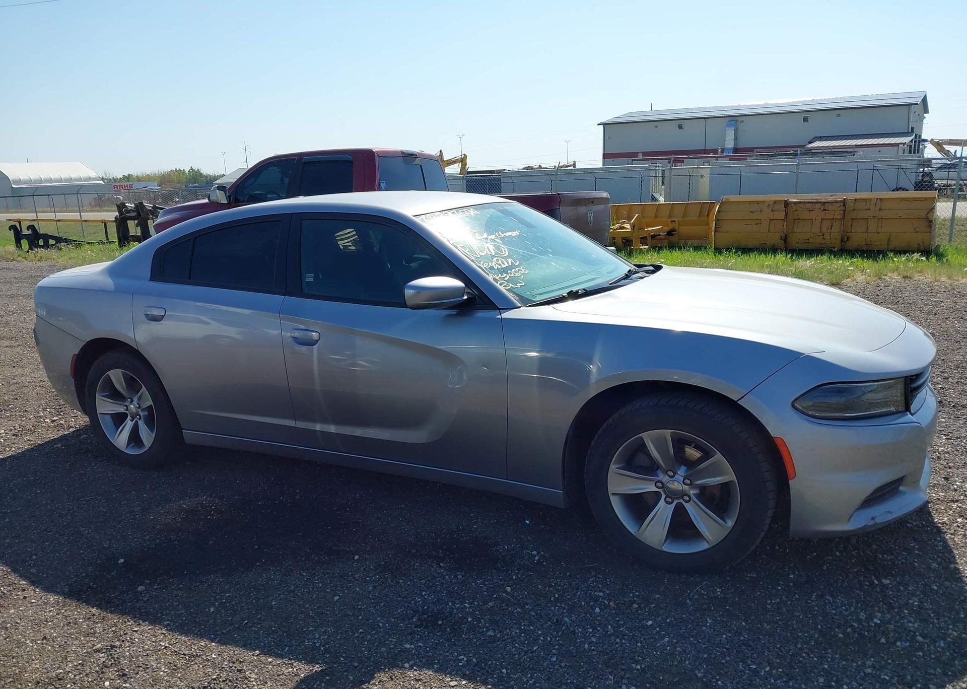 2015 DODGE CHARGER SXT