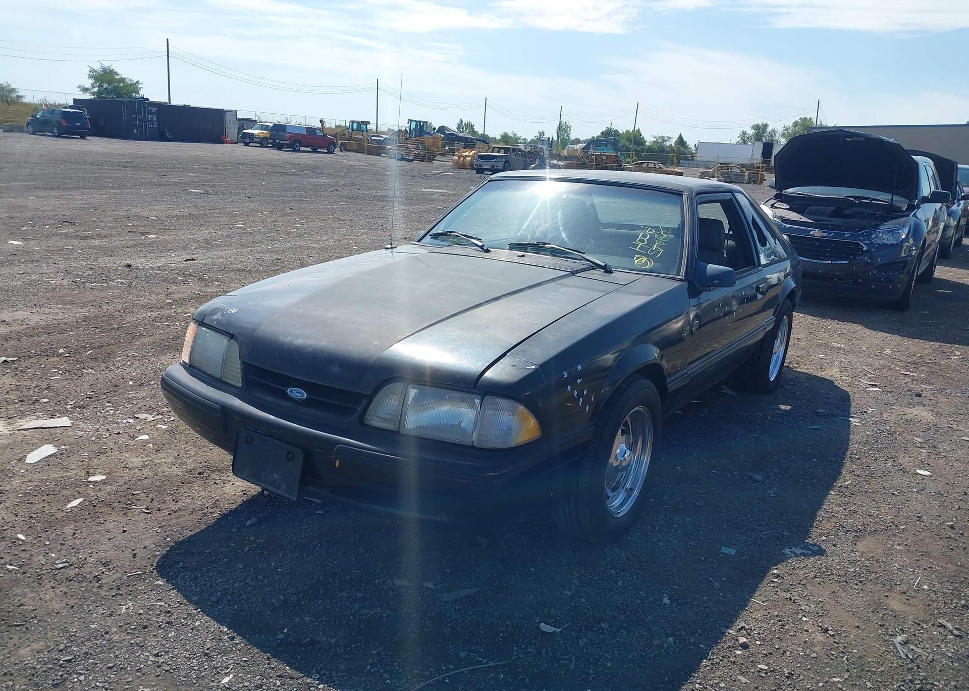 1989 FORD MUSTANG LX