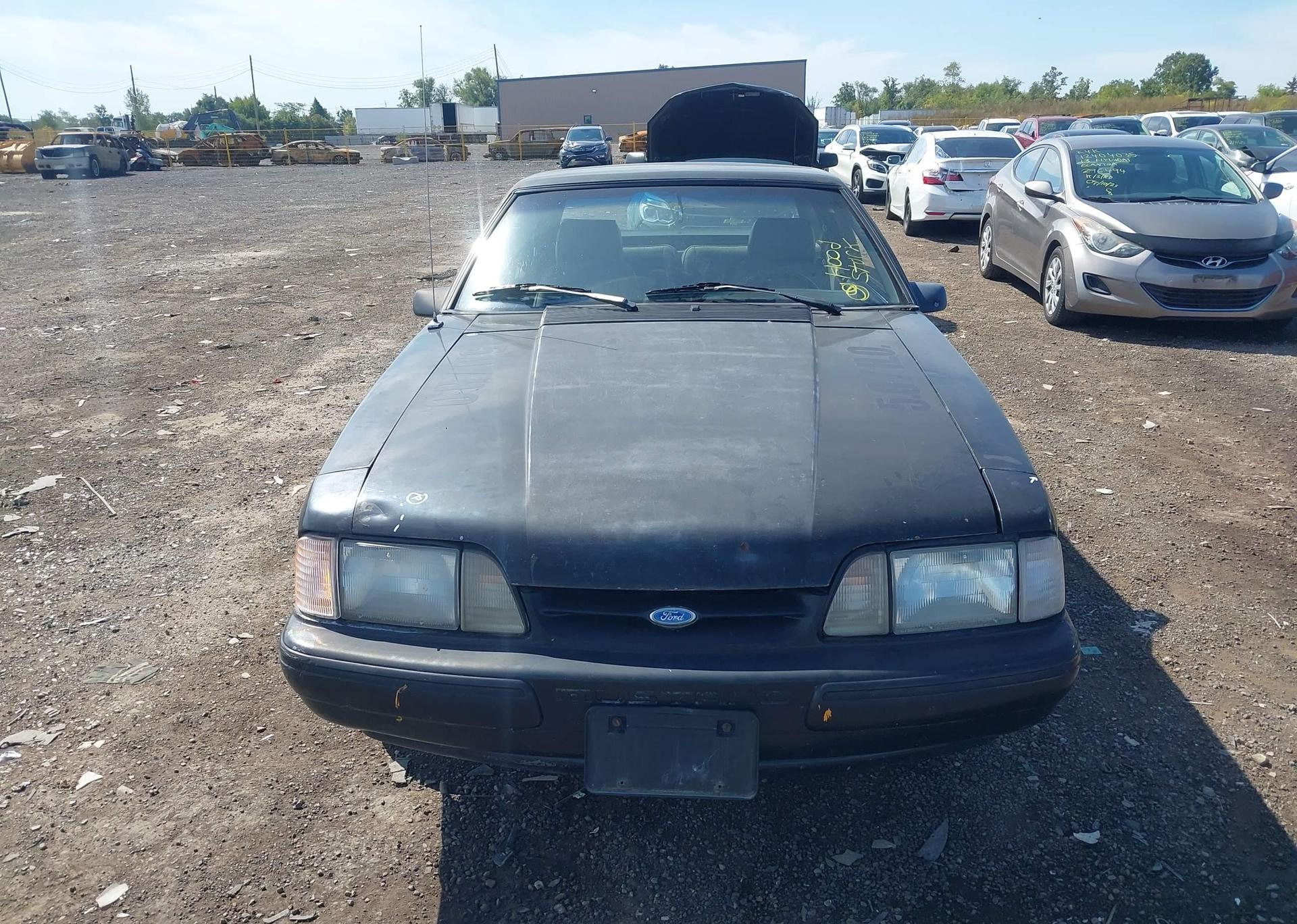 1989 FORD MUSTANG LX