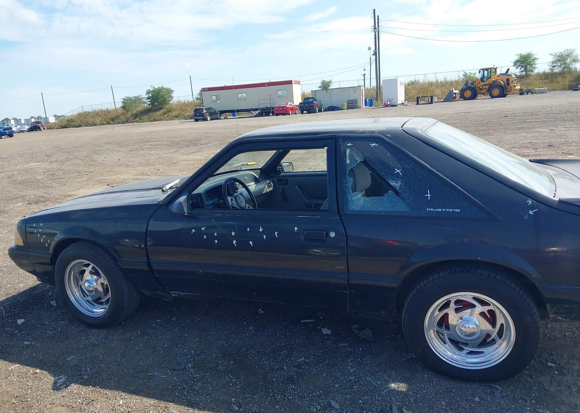 1989 FORD MUSTANG LX