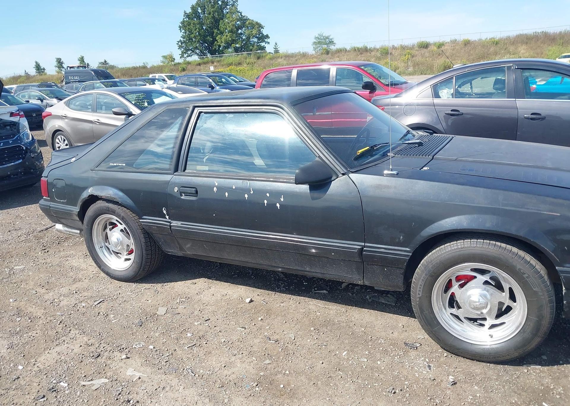 1989 FORD MUSTANG LX