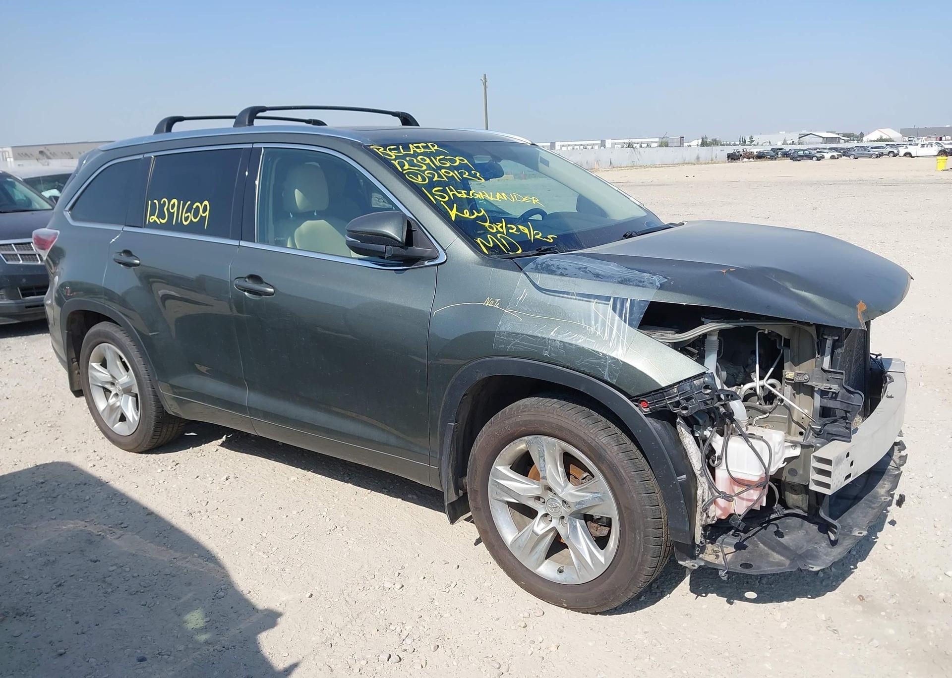 2015 TOYOTA HIGHLANDER LIMITED