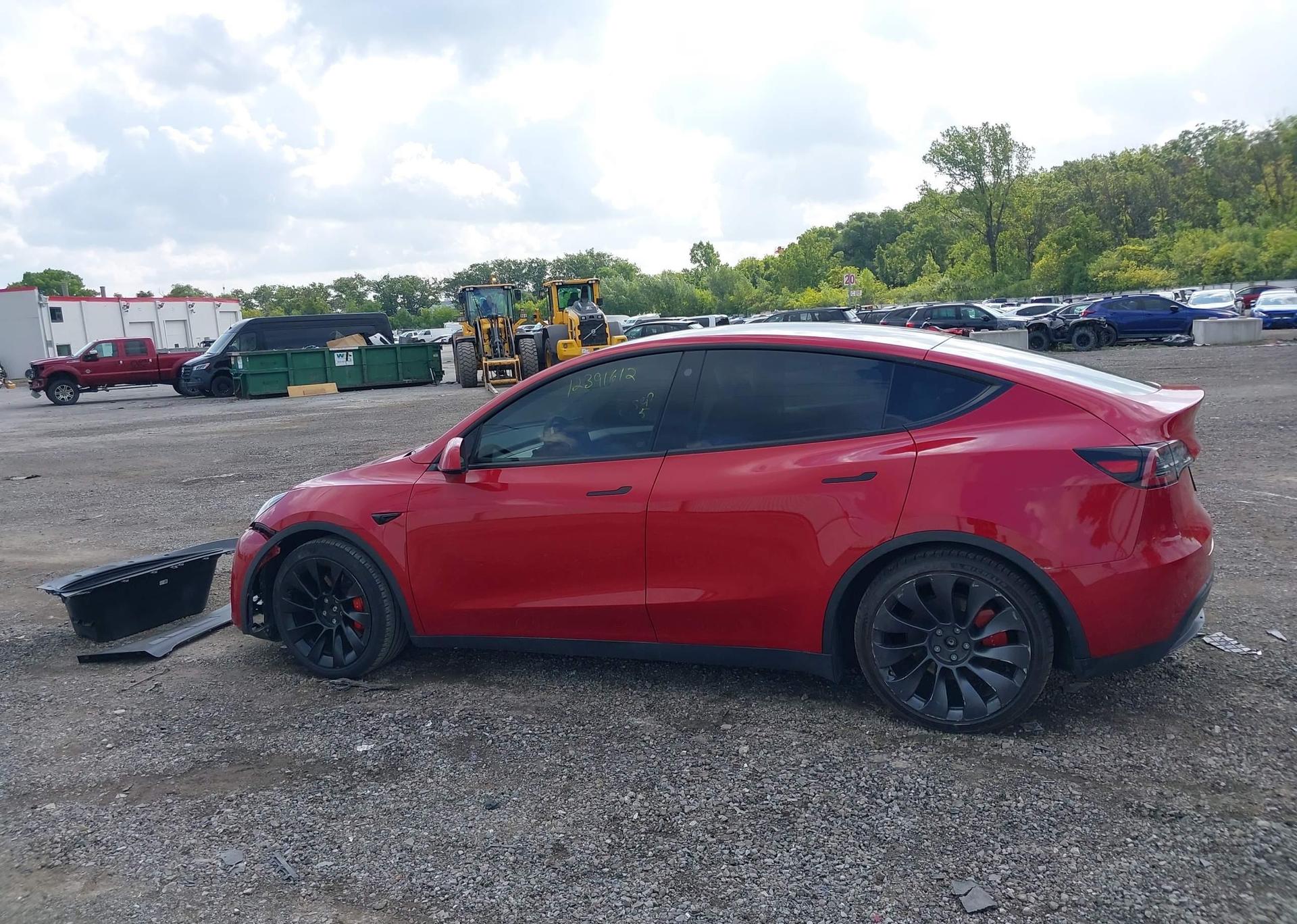 2023 TESLA MODEL Y PERFORMANCE