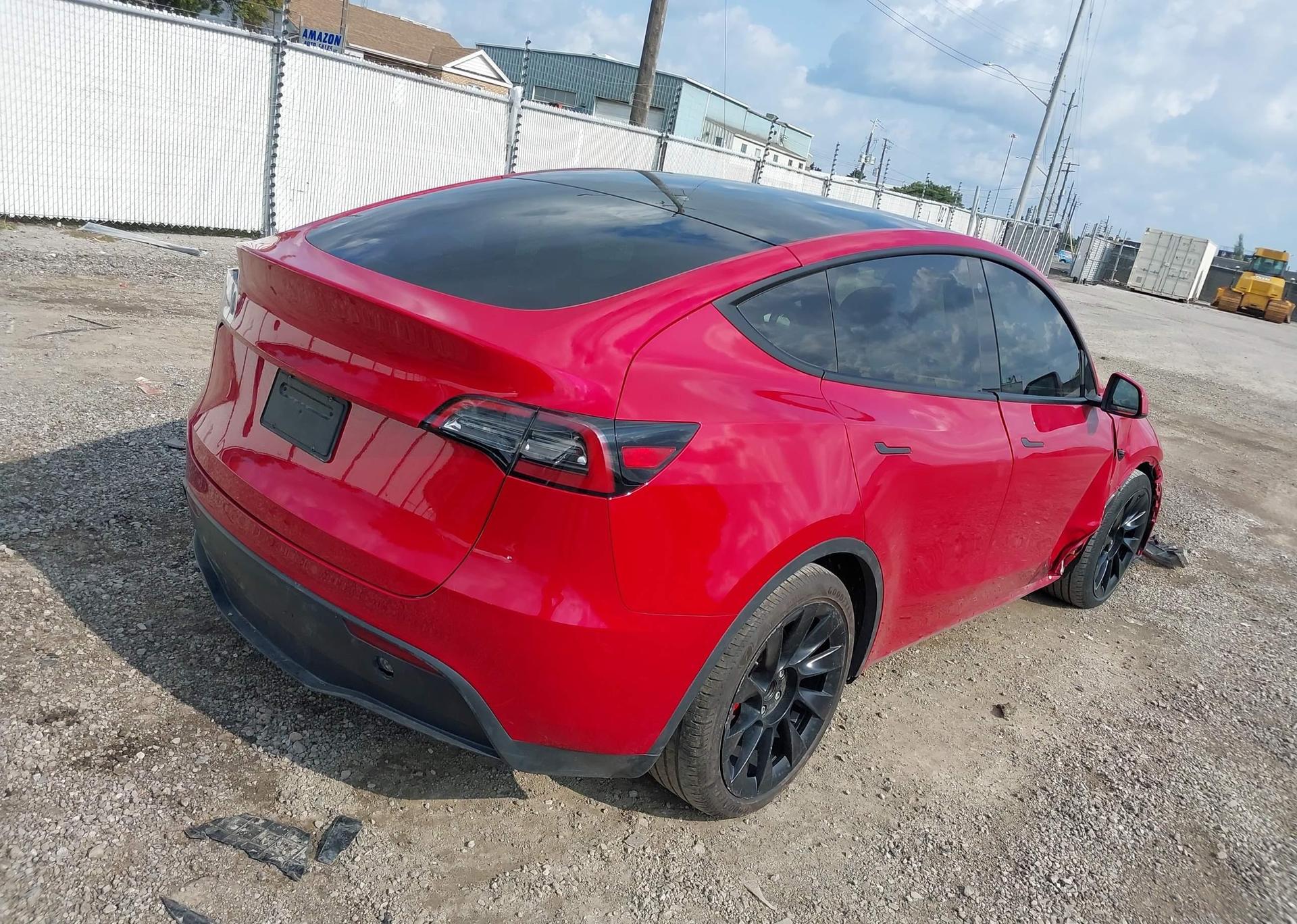 2023 TESLA MODEL Y PERFORMANCE