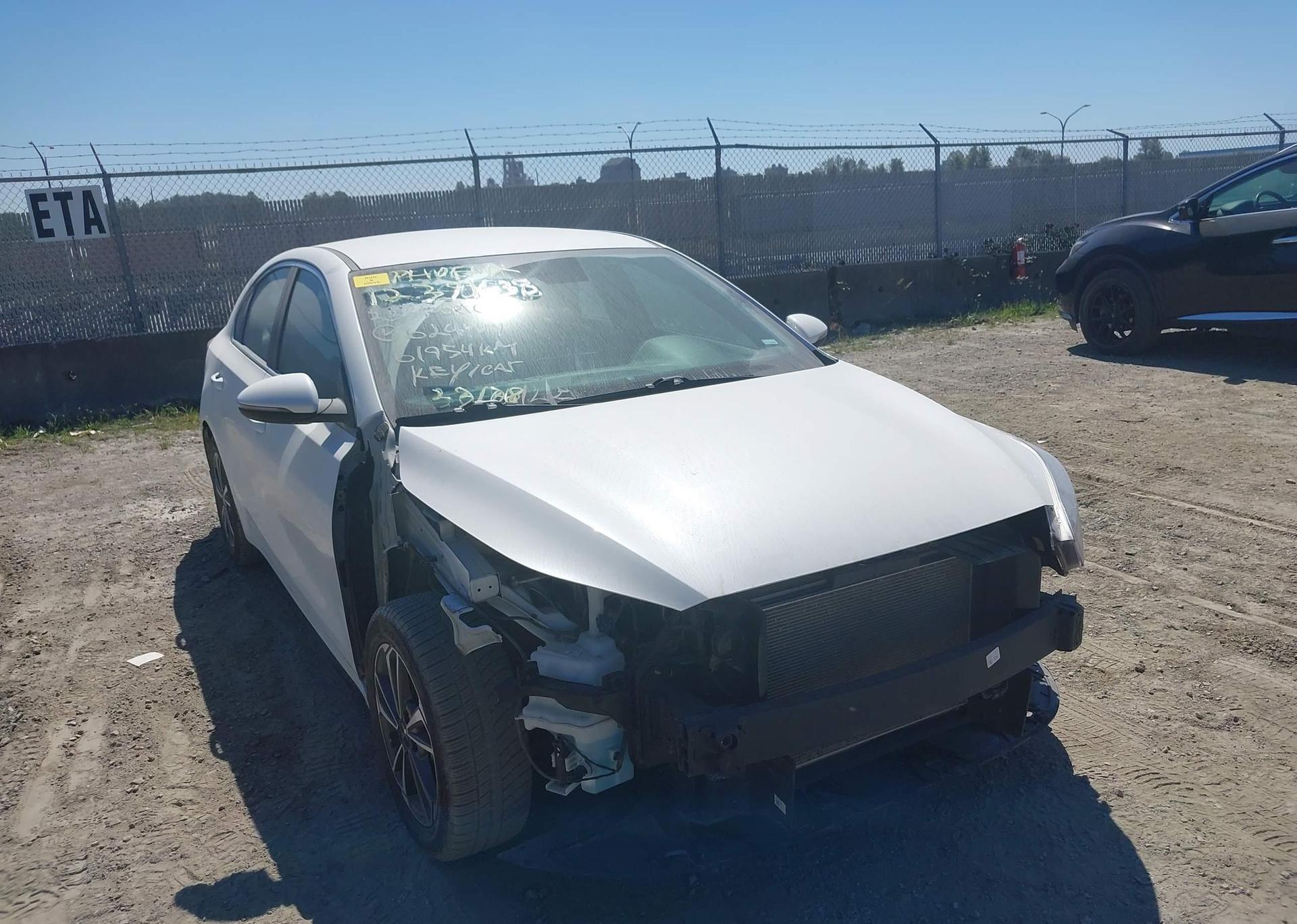 2023 KIA FORTE EX
