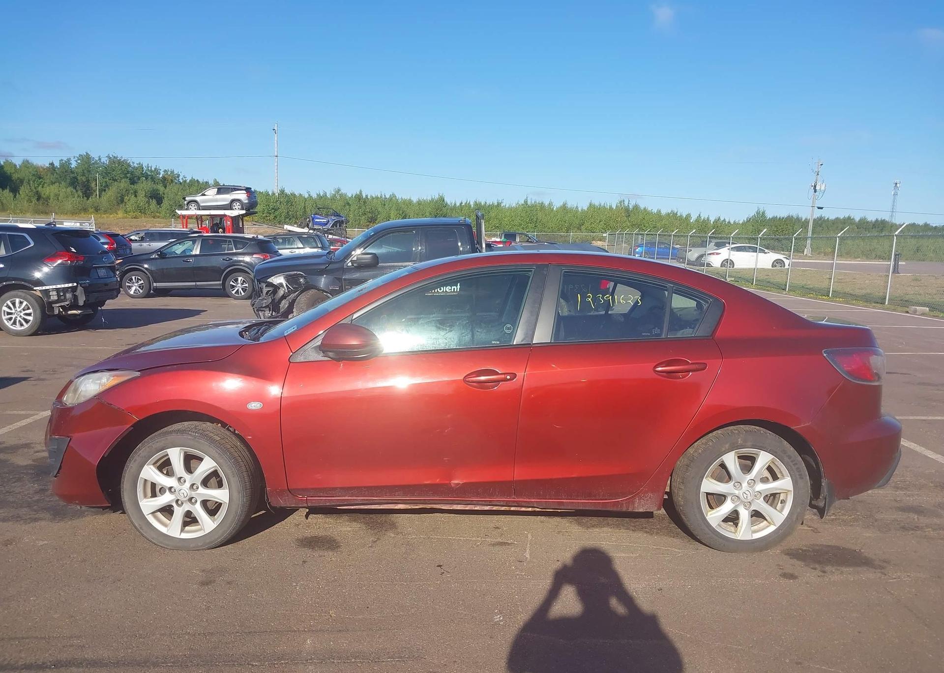 2010 MAZDA MAZDA3 GS