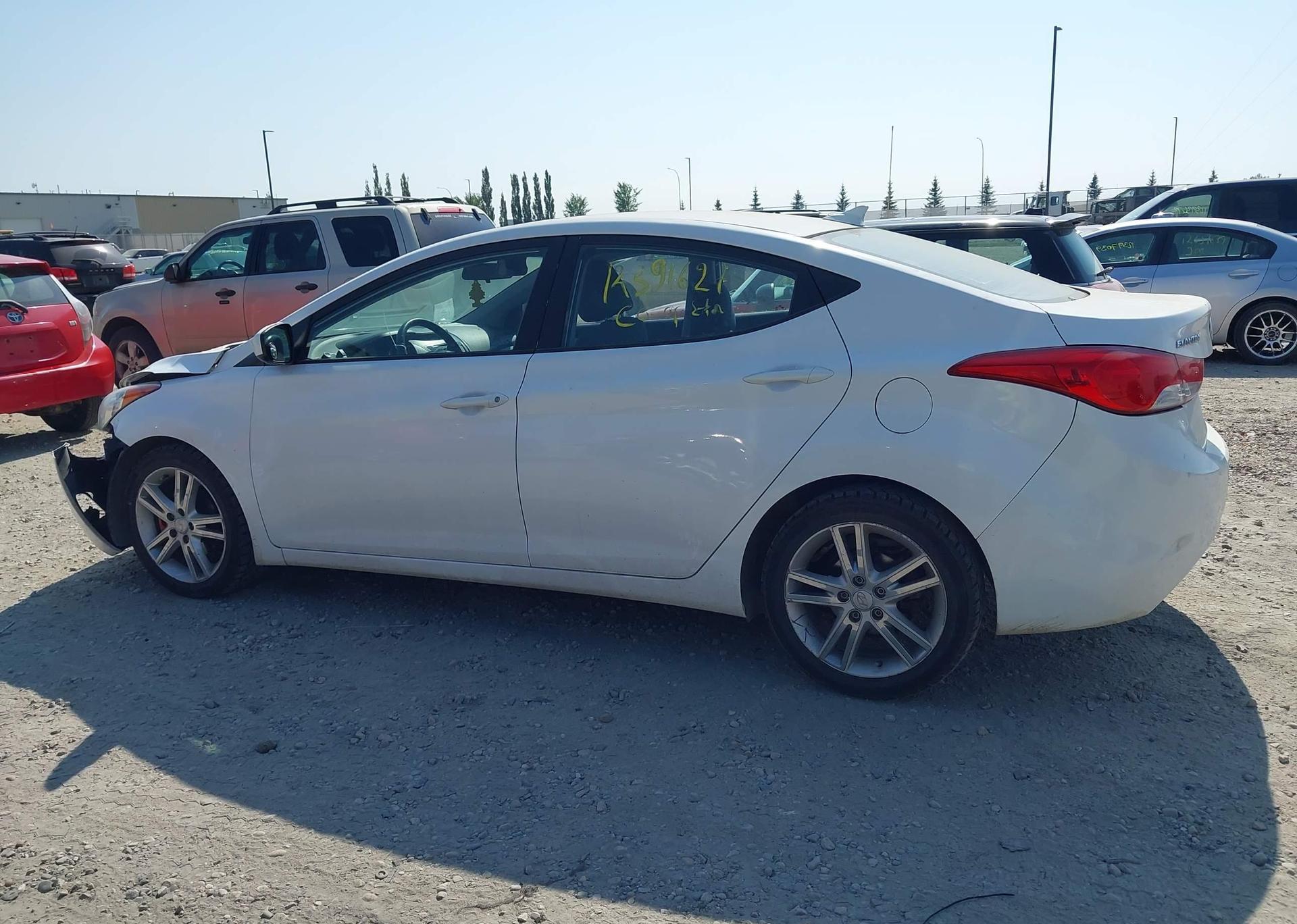2013 HYUNDAI ELANTRA GLS