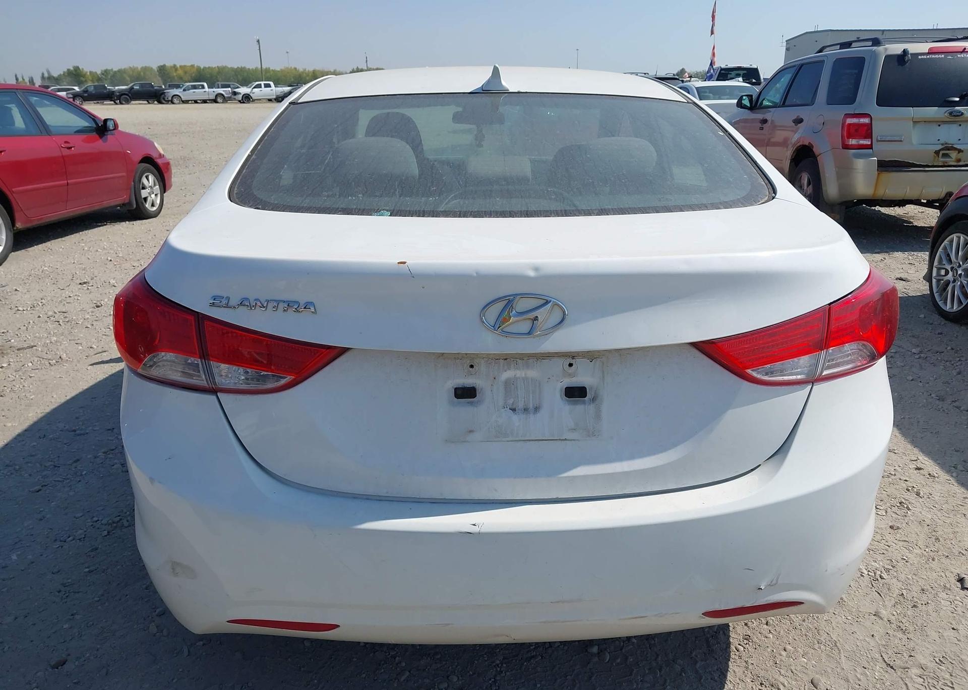 2013 HYUNDAI ELANTRA GLS