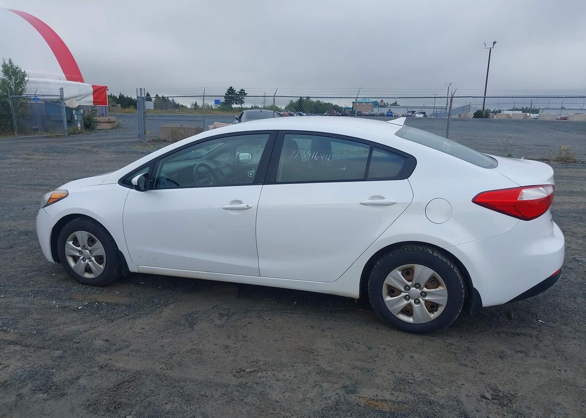 2014 KIA FORTE 1.8L LX
