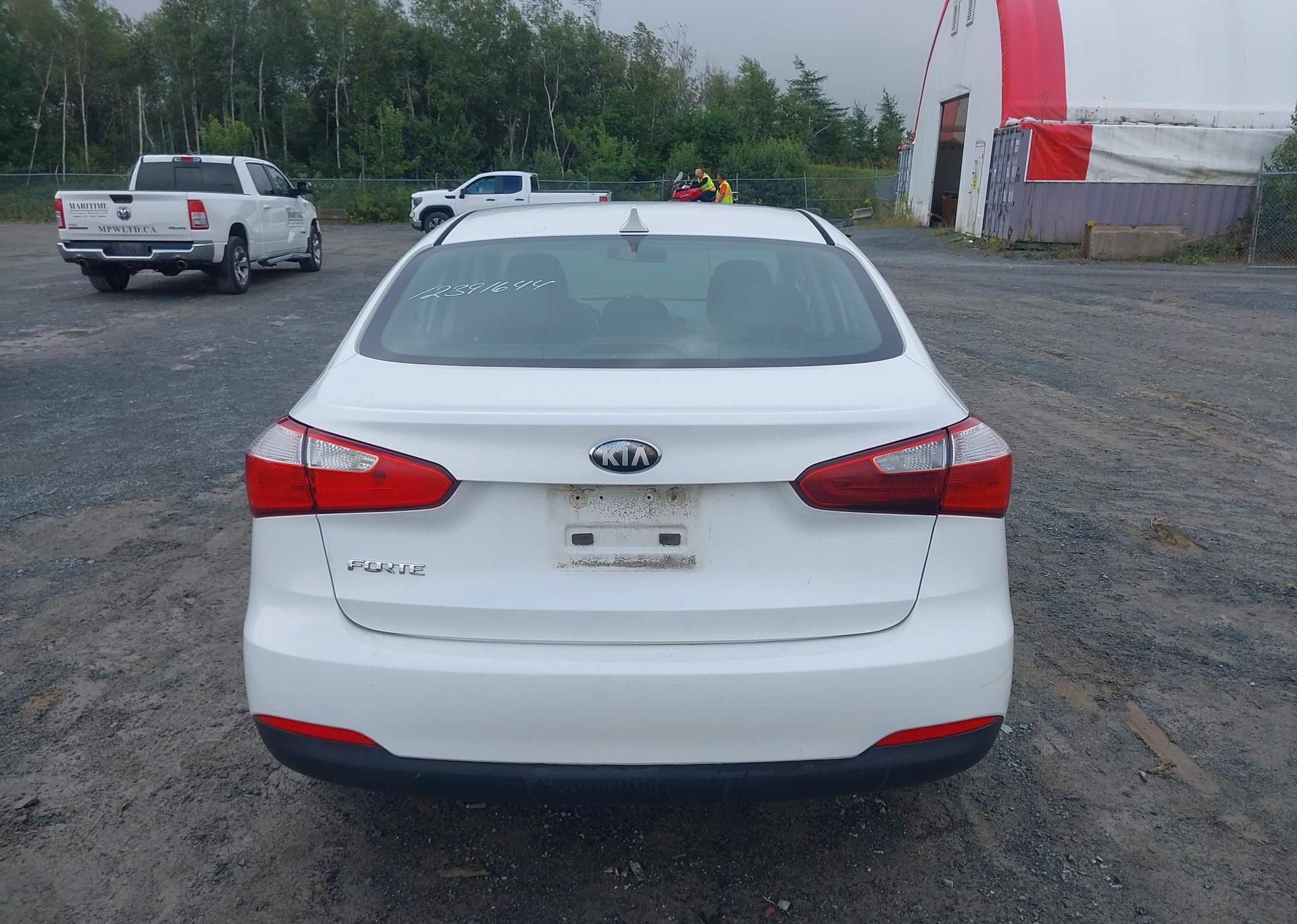 2014 KIA FORTE 1.8L LX
