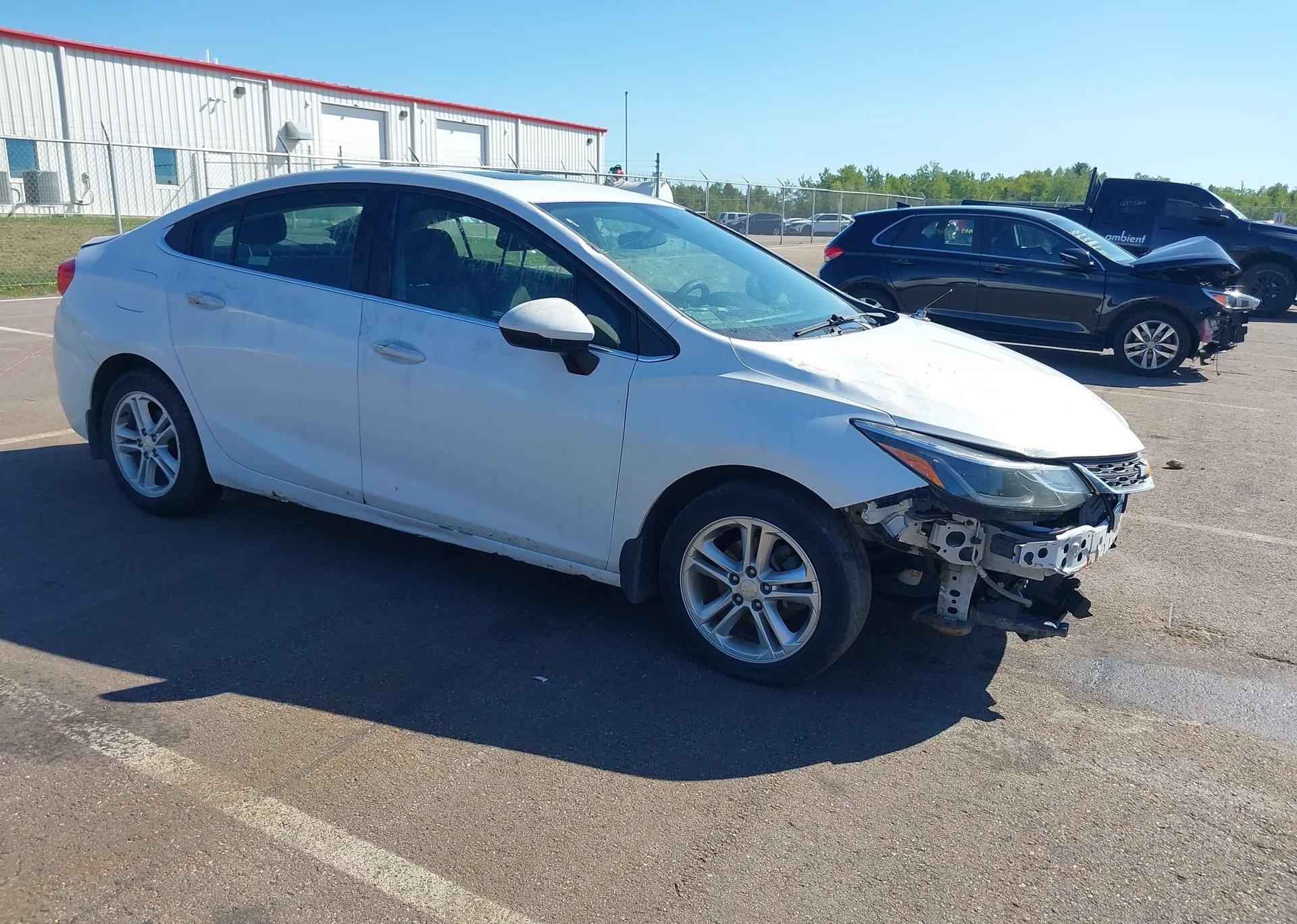 2017 CHEVROLET CRUZE LT
