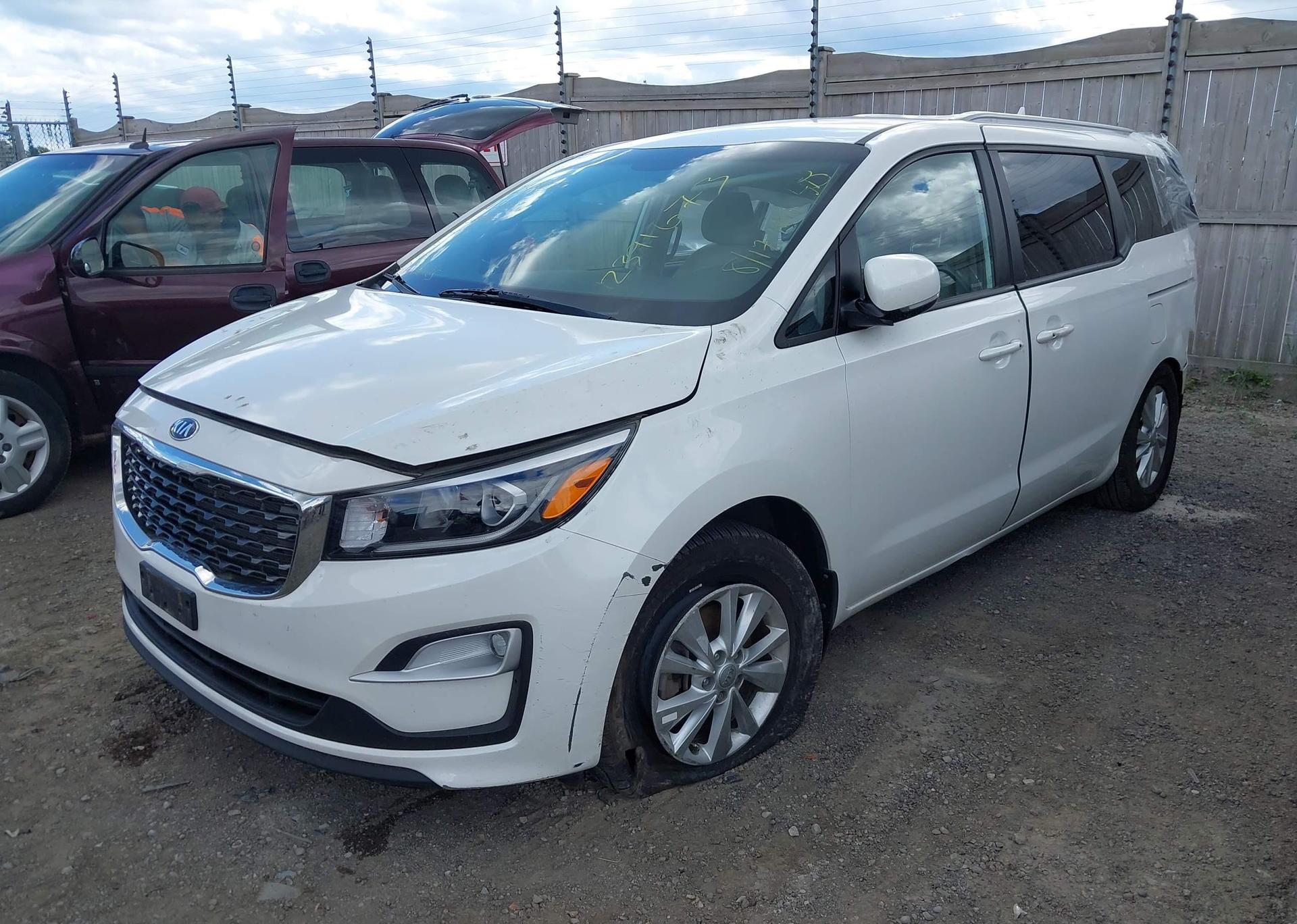 2020 KIA SEDONA LX