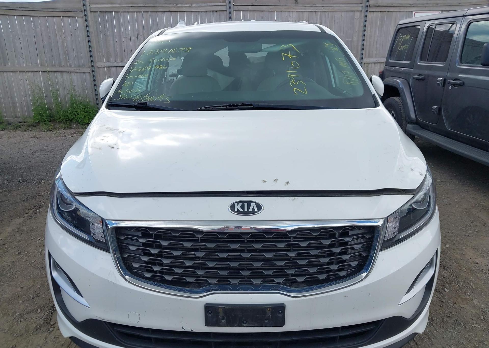 2020 KIA SEDONA LX
