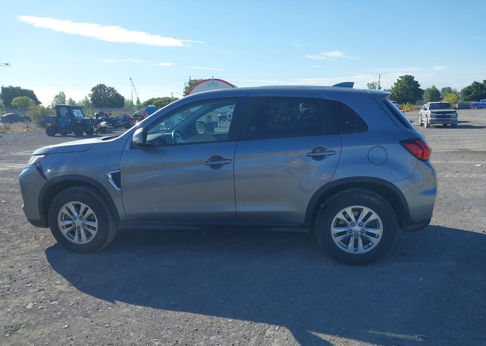 2024 MITSUBISHI RVR SE