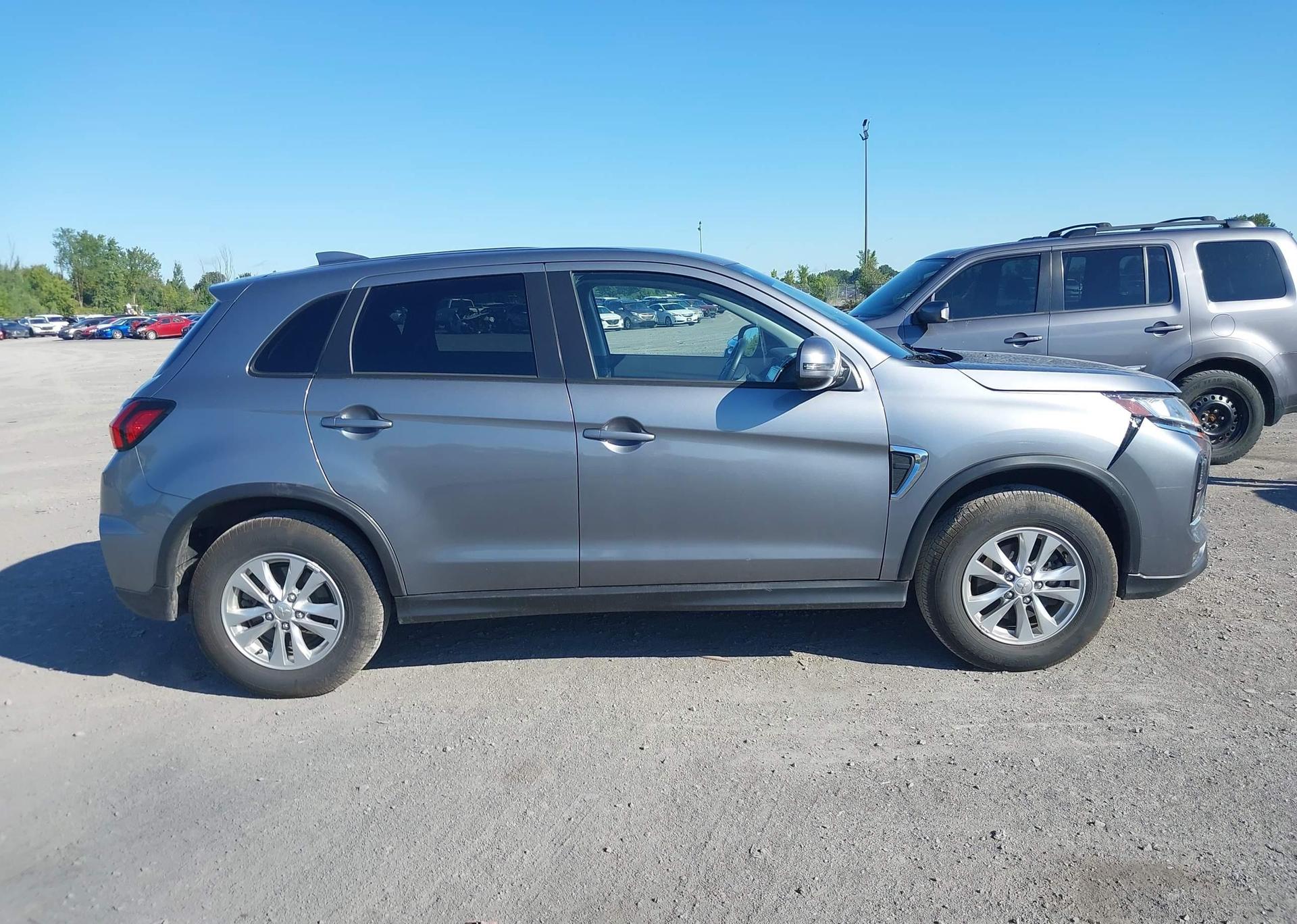 2024 MITSUBISHI RVR SE
