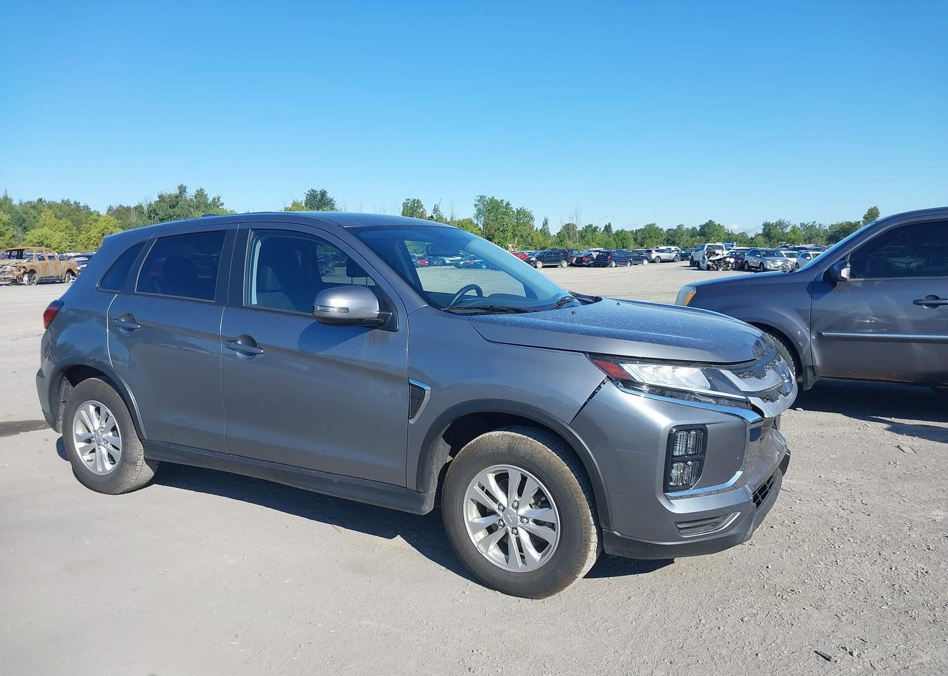 2024 MITSUBISHI RVR SE