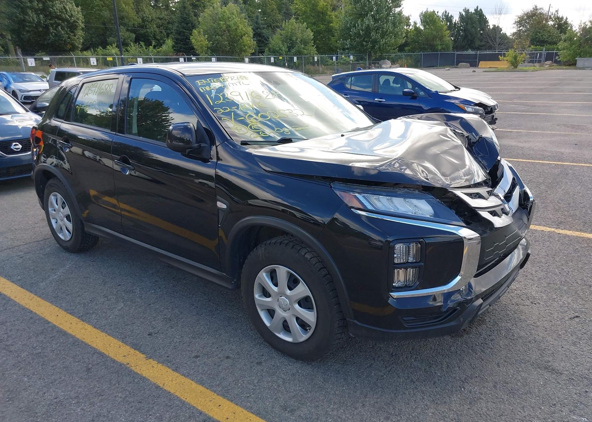 2022 MITSUBISHI RVR ES