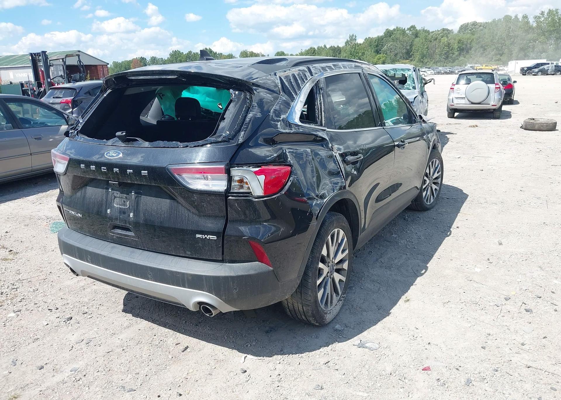 2022 FORD ESCAPE TITANIUM