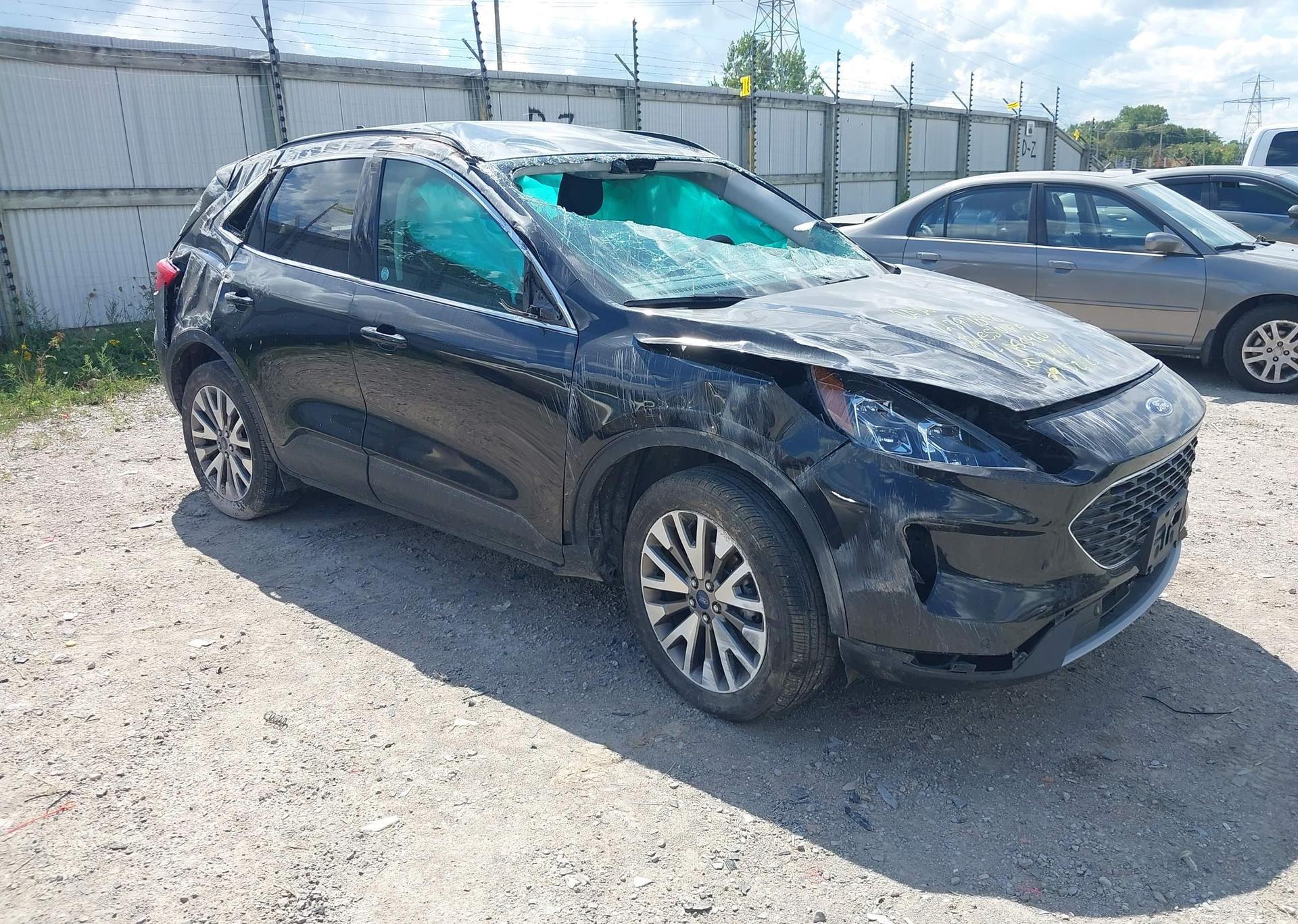 2022 FORD ESCAPE TITANIUM