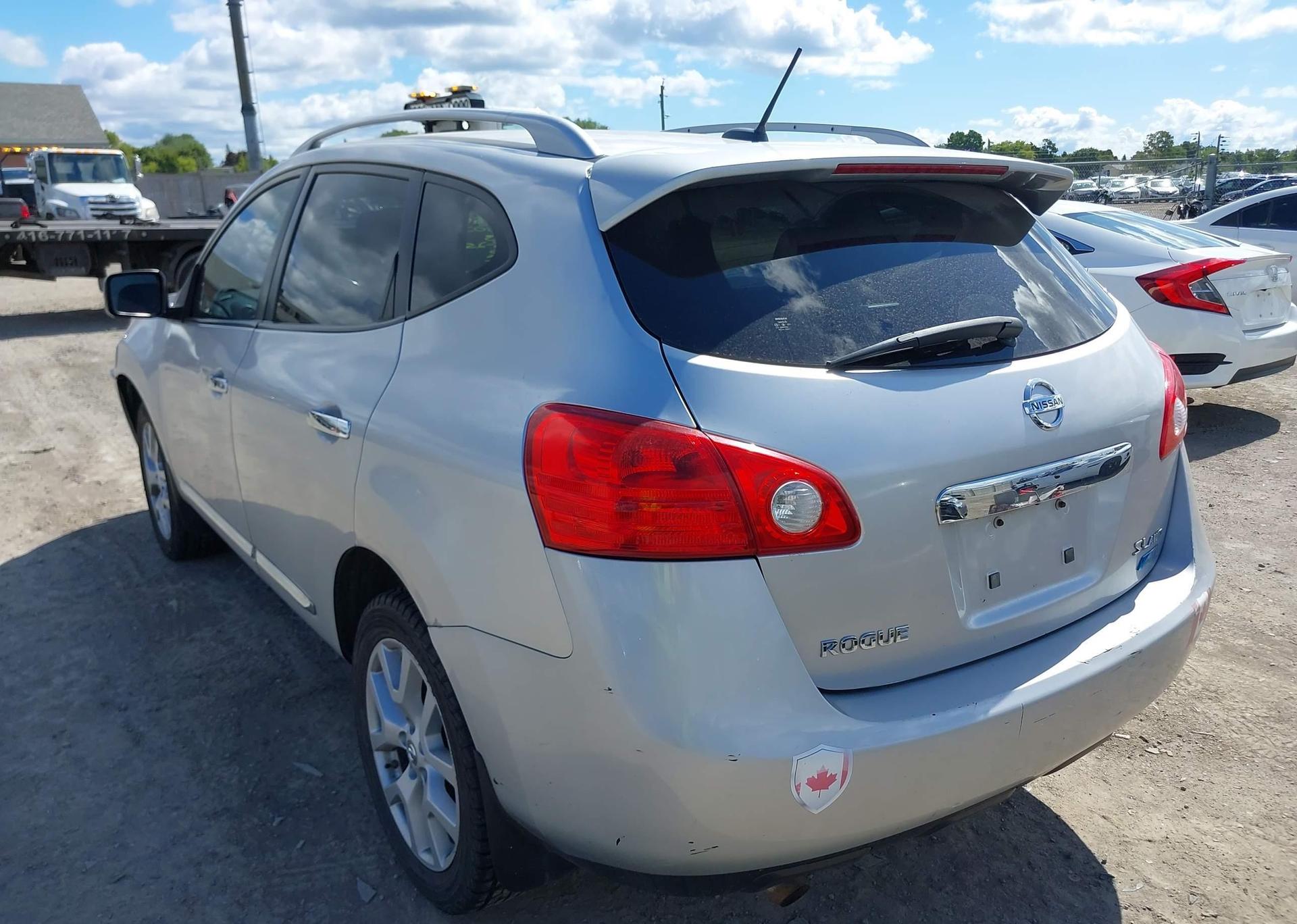 2012 NISSAN ROGUE S