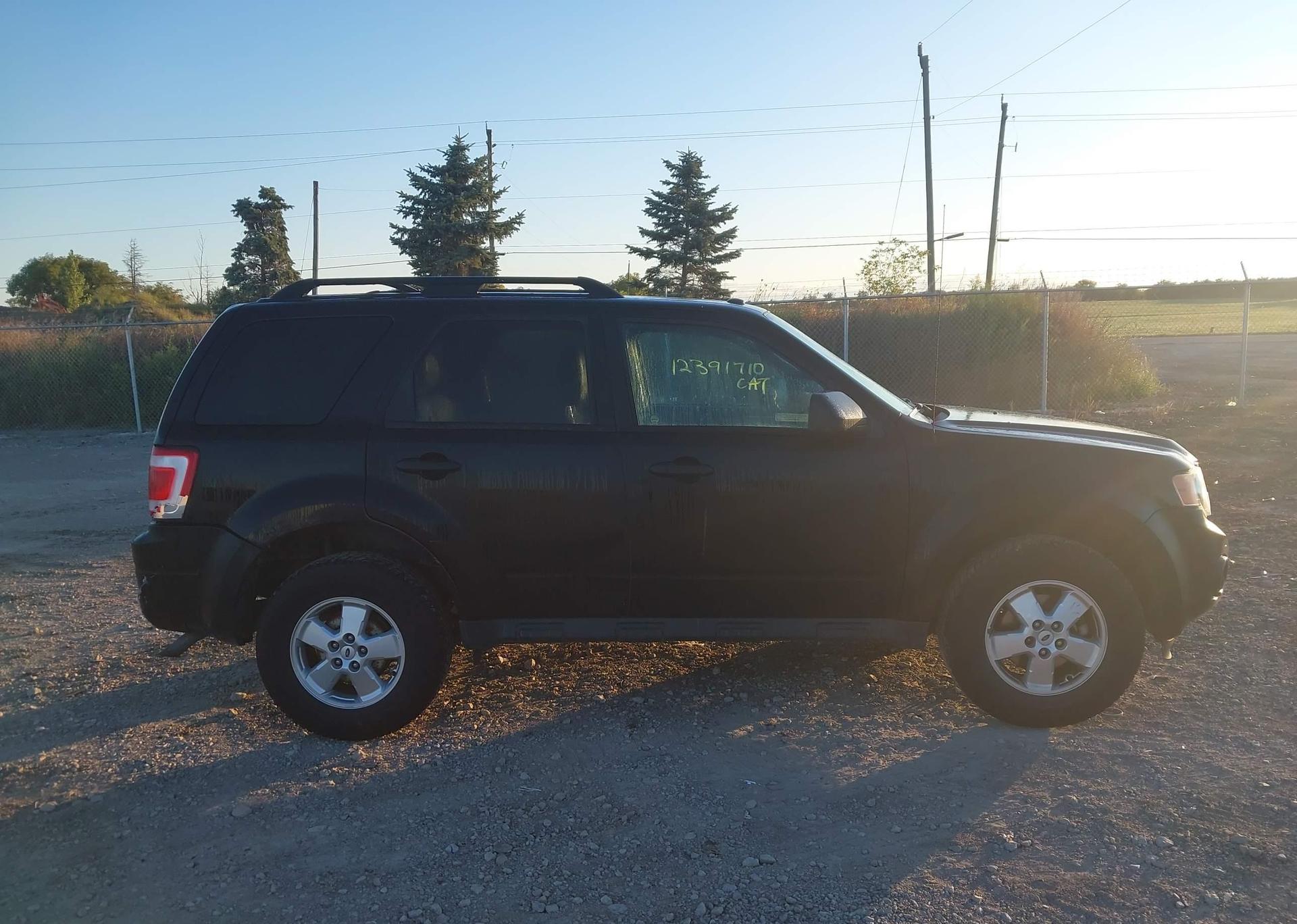 2010 FORD ESCAPE XLT AUTOMATIC