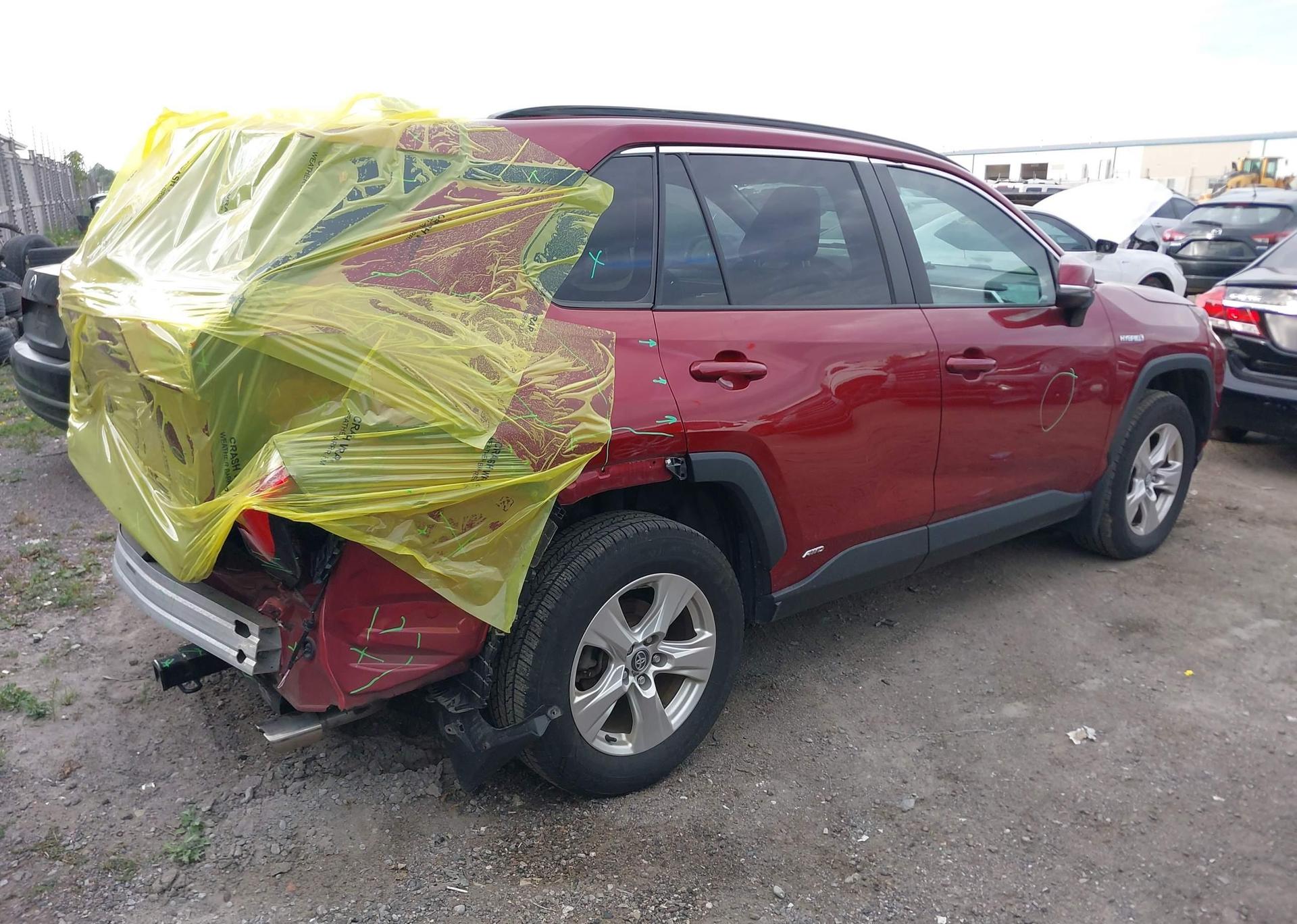 2020 TOYOTA RAV4 HYBRID XLE