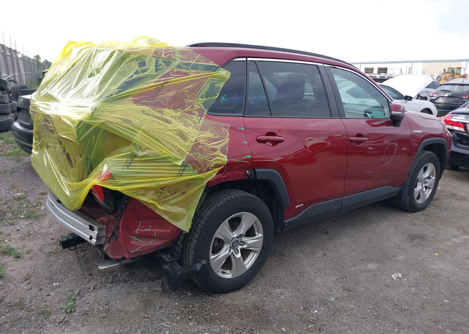 2020 TOYOTA RAV4 HYBRID XLE