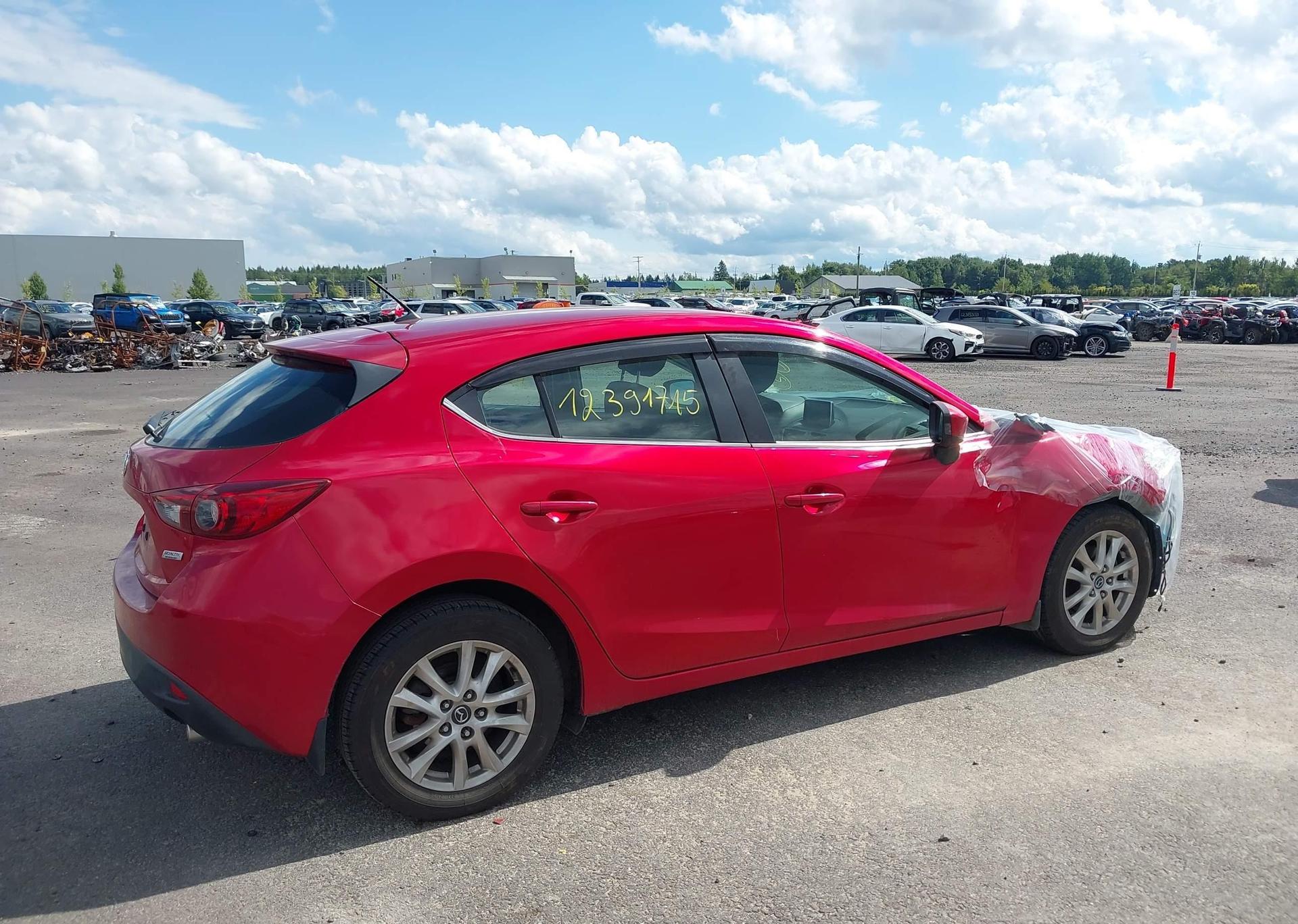 2016 MAZDA MAZDA3