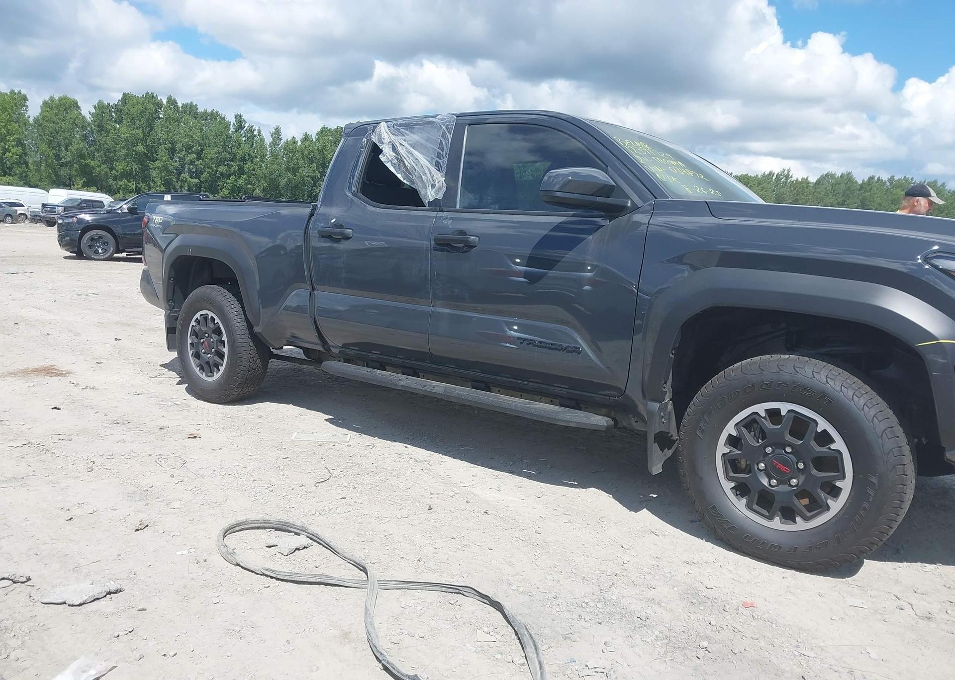 2024 TOYOTA TACOMA