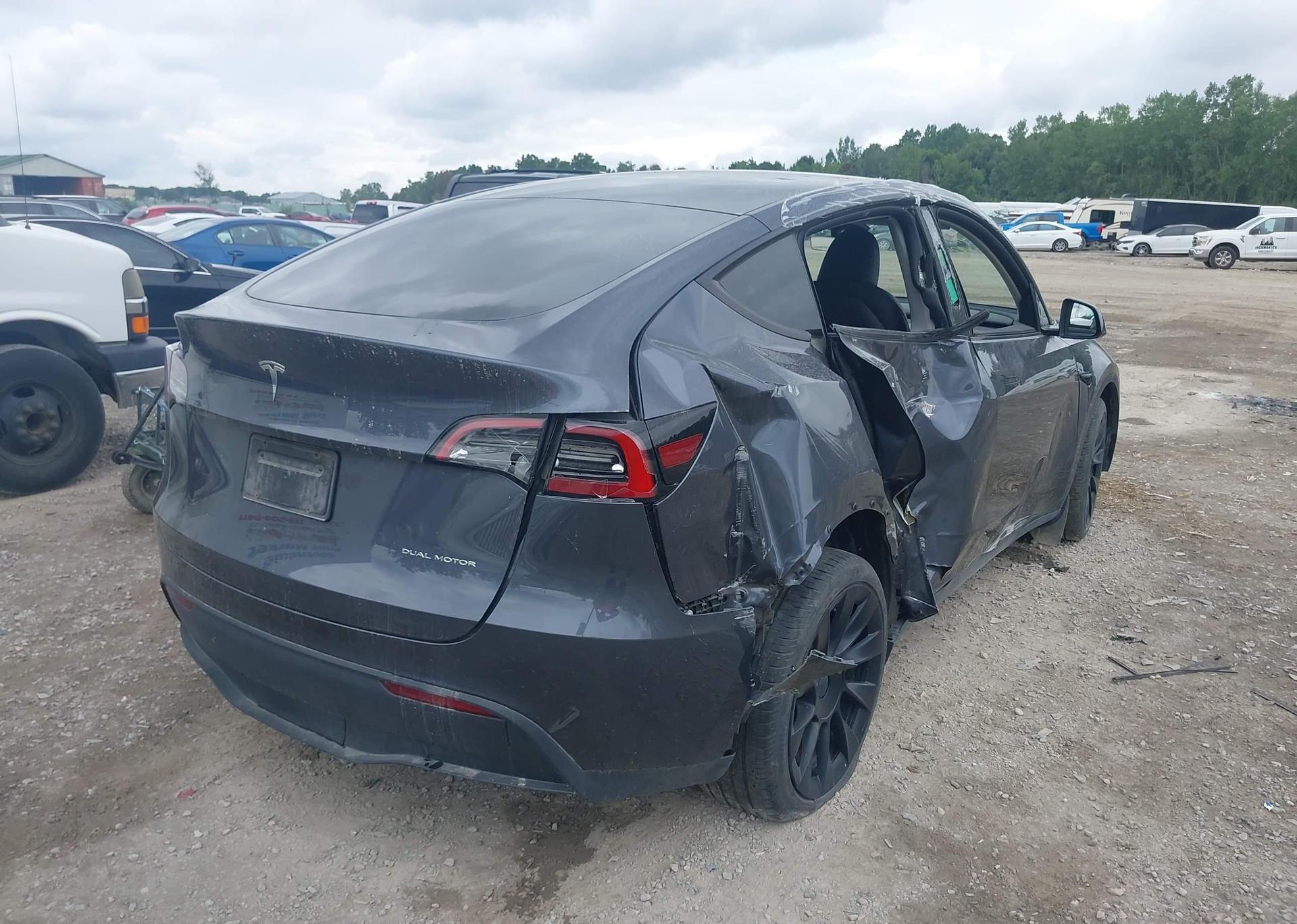2023 TESLA MODEL Y LONG RANGE