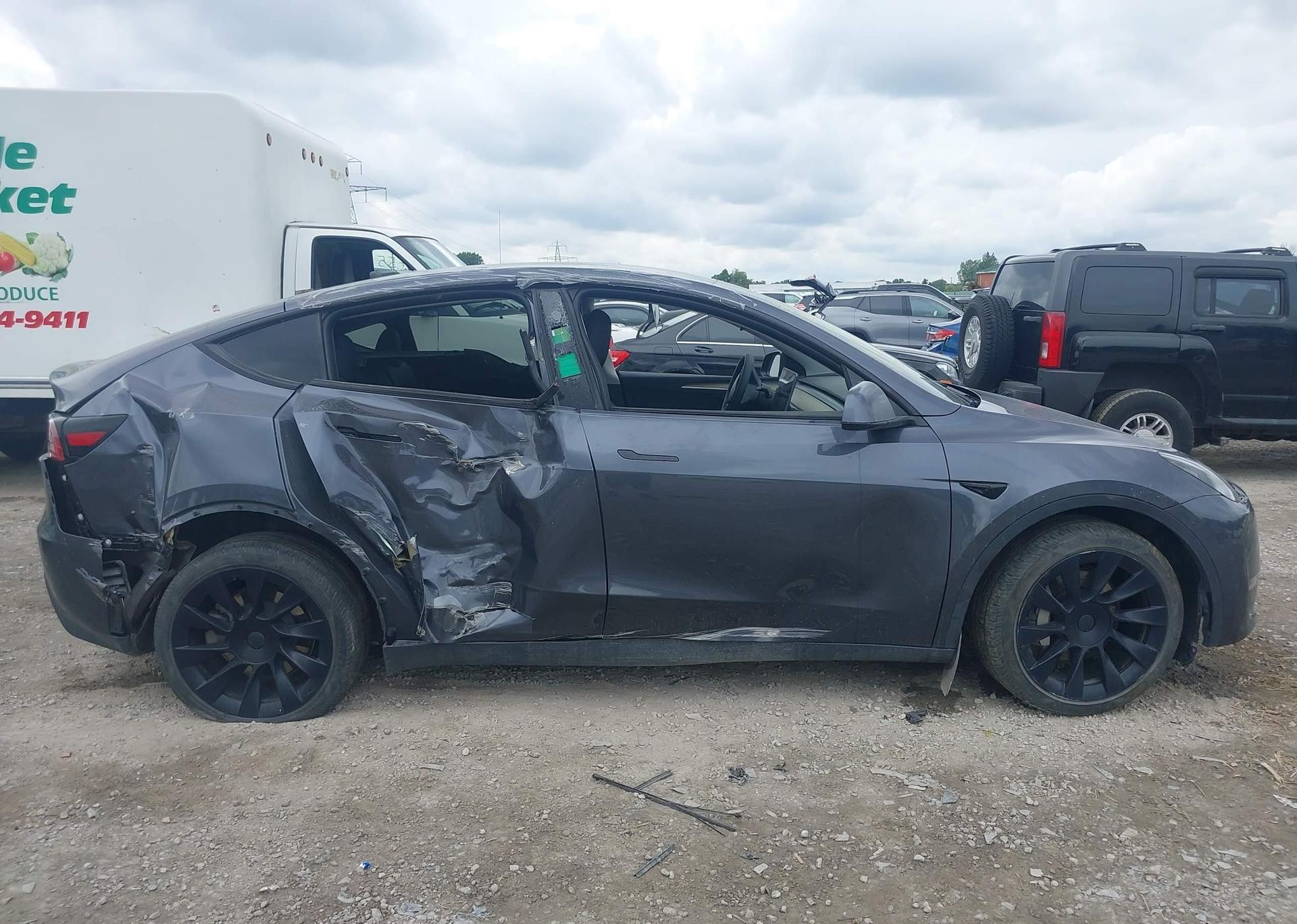 2023 TESLA MODEL Y LONG RANGE