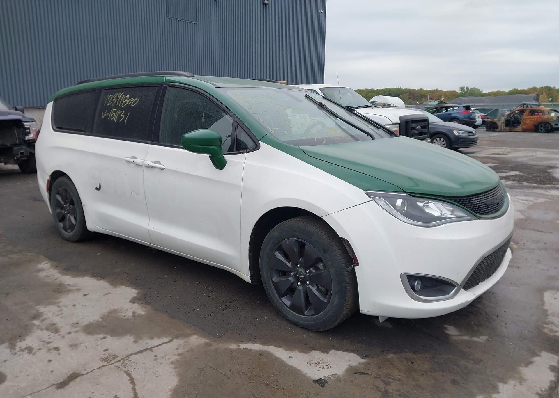 2020 CHRYSLER PACIFICA