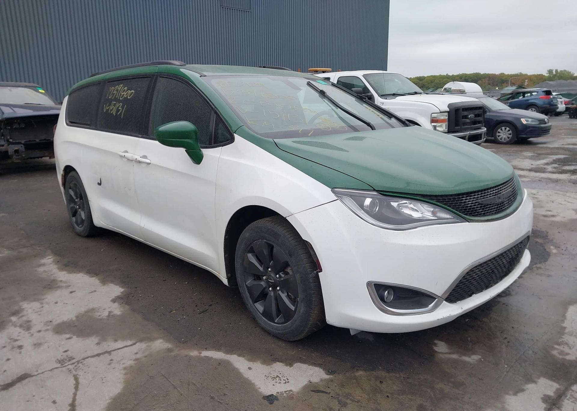 2020 CHRYSLER PACIFICA