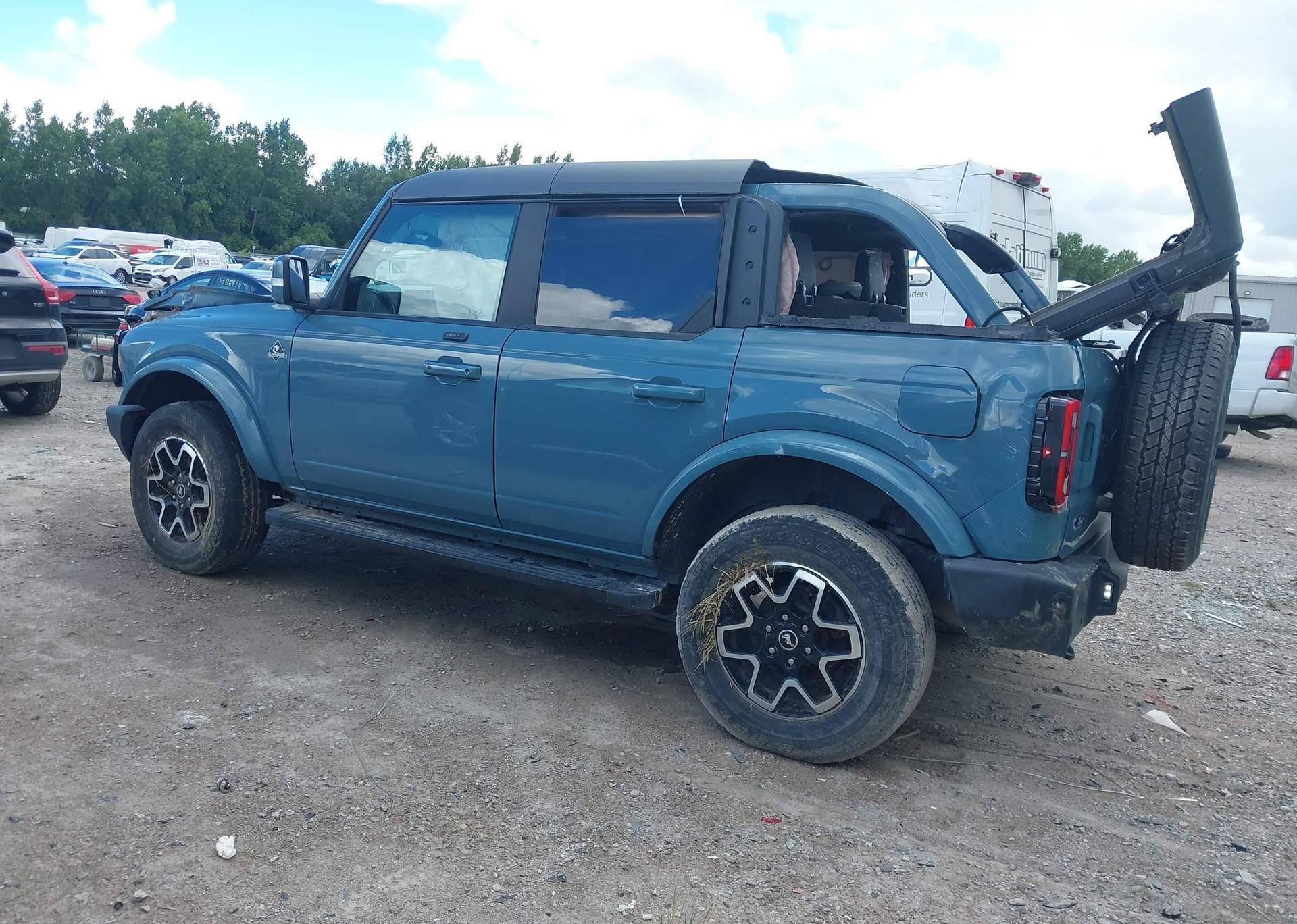 2021 FORD BRONCO OUTER BANKS