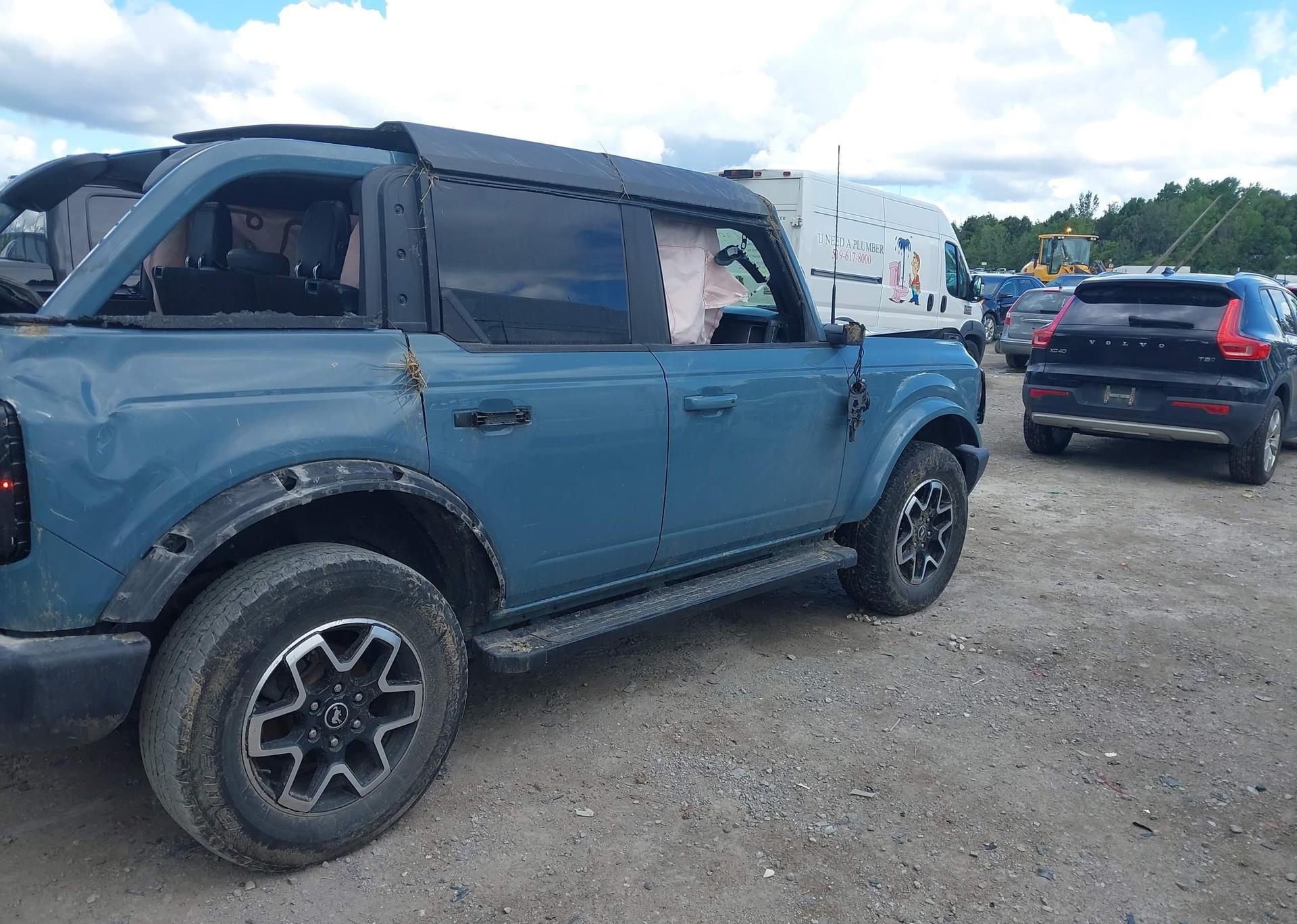 2021 FORD BRONCO OUTER BANKS