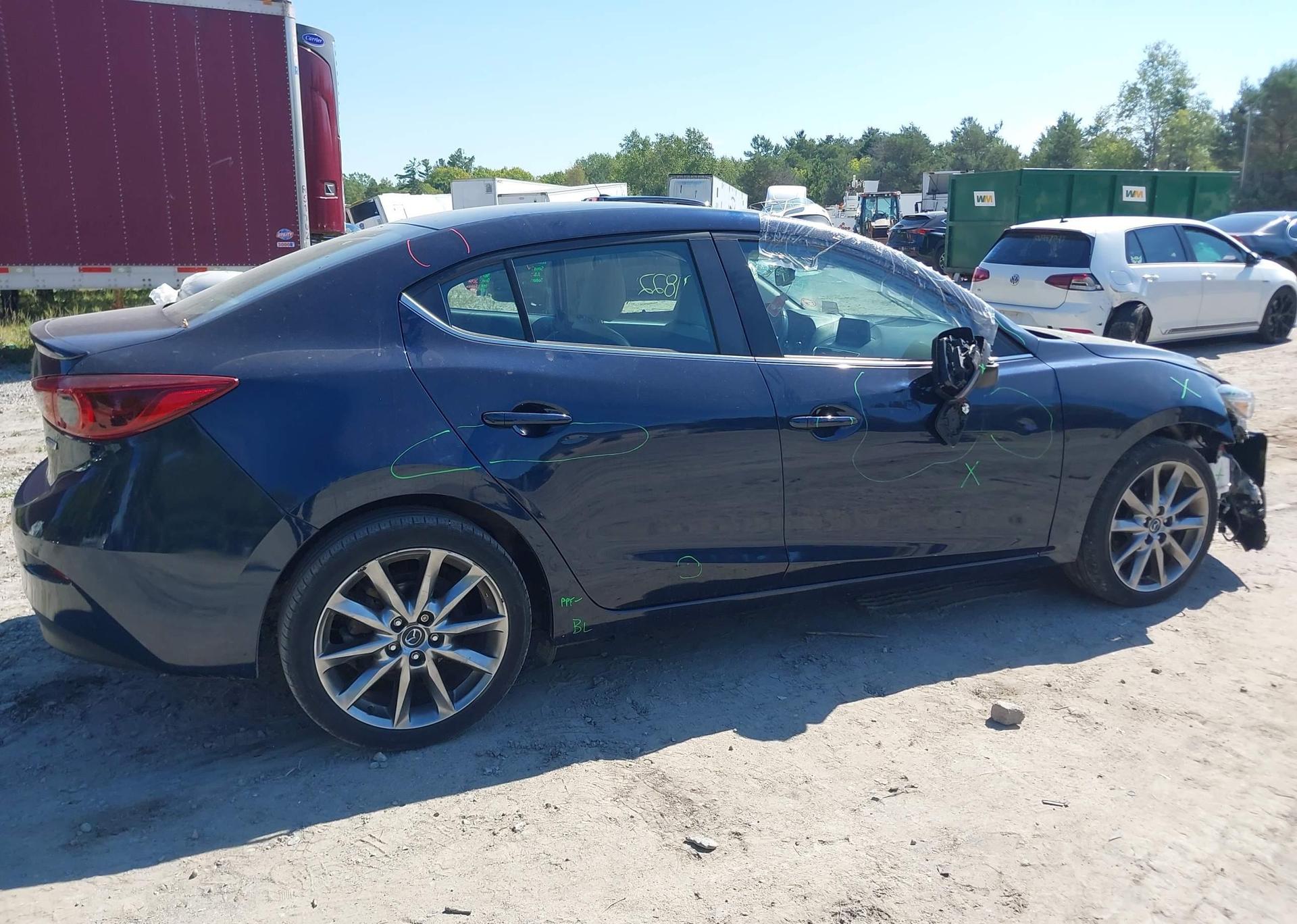 2018 MAZDA MAZDA3 GT