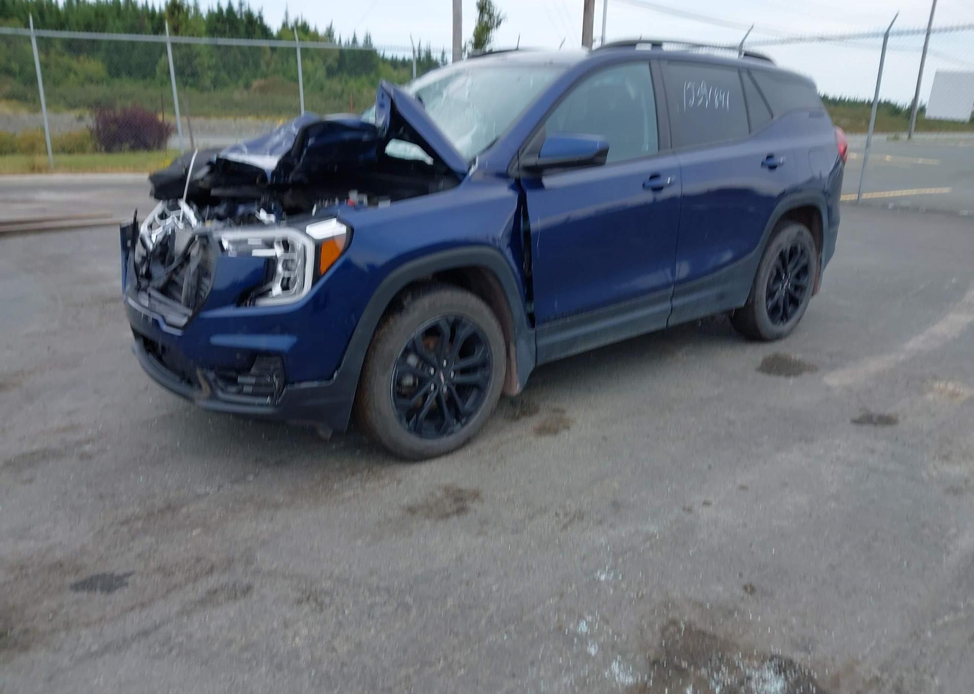 2022 GMC TERRAIN SLE