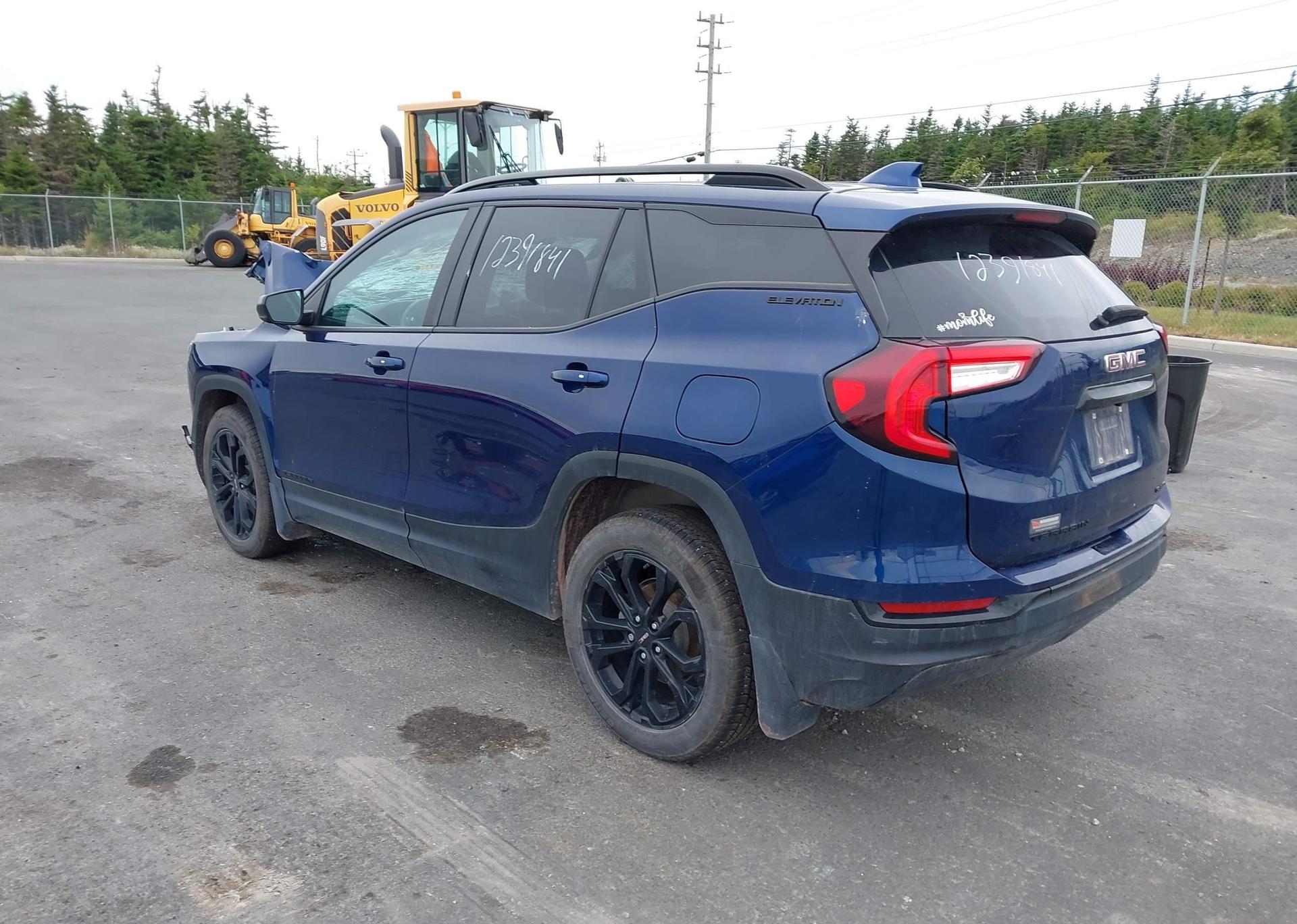 2022 GMC TERRAIN SLE