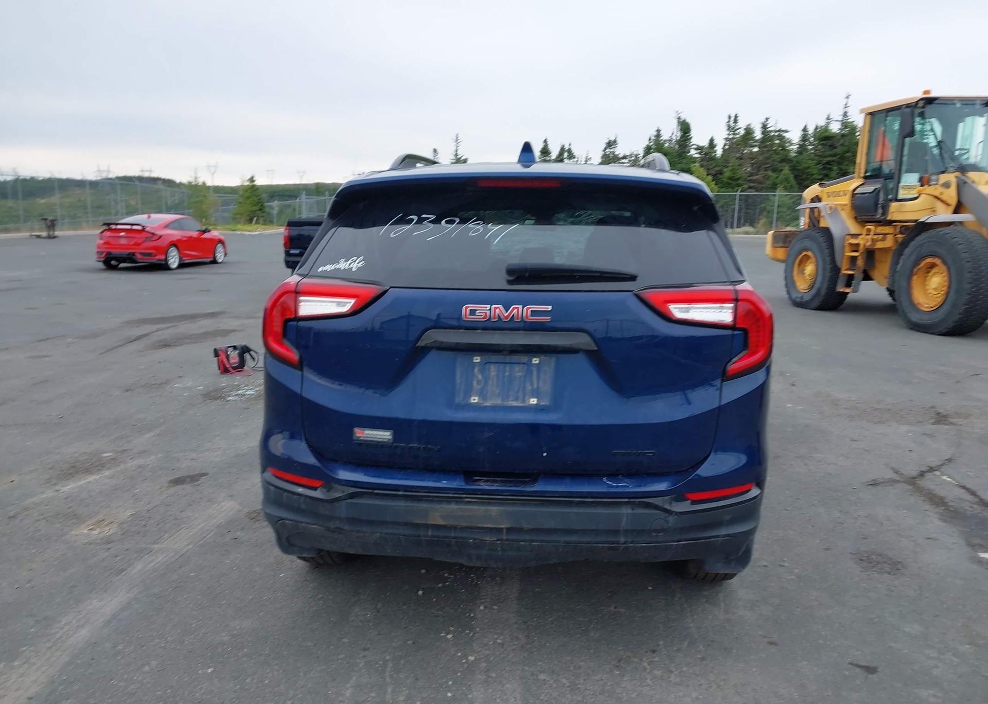 2022 GMC TERRAIN SLE