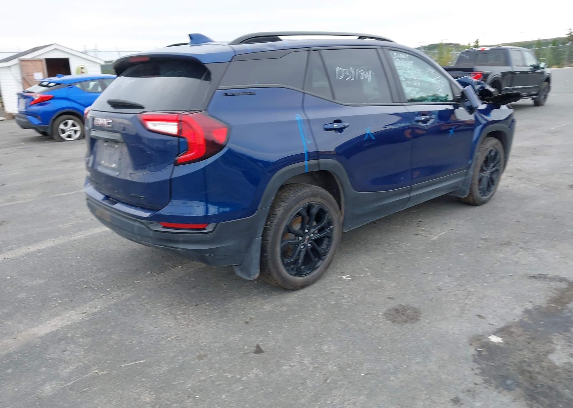 2022 GMC TERRAIN SLE