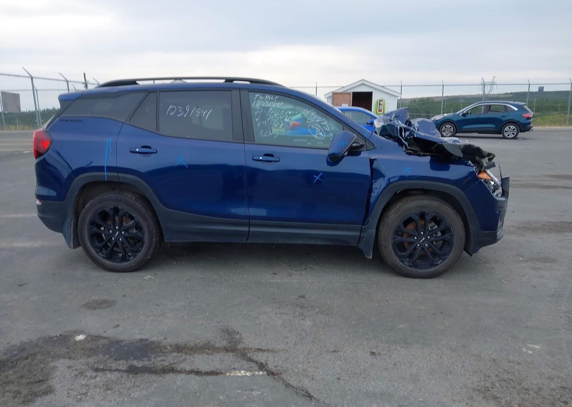 2022 GMC TERRAIN SLE