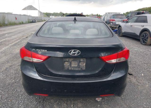 2013 HYUNDAI ELANTRA GL