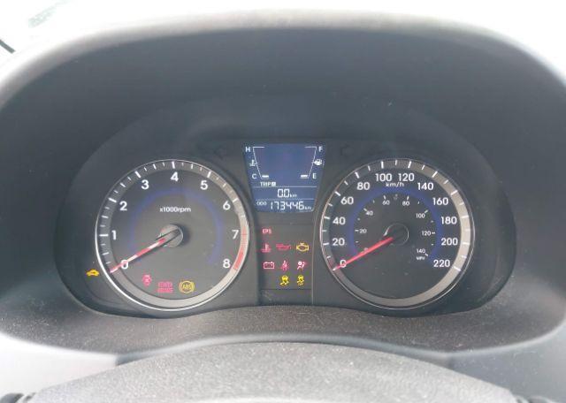 2013 HYUNDAI ACCENT GL