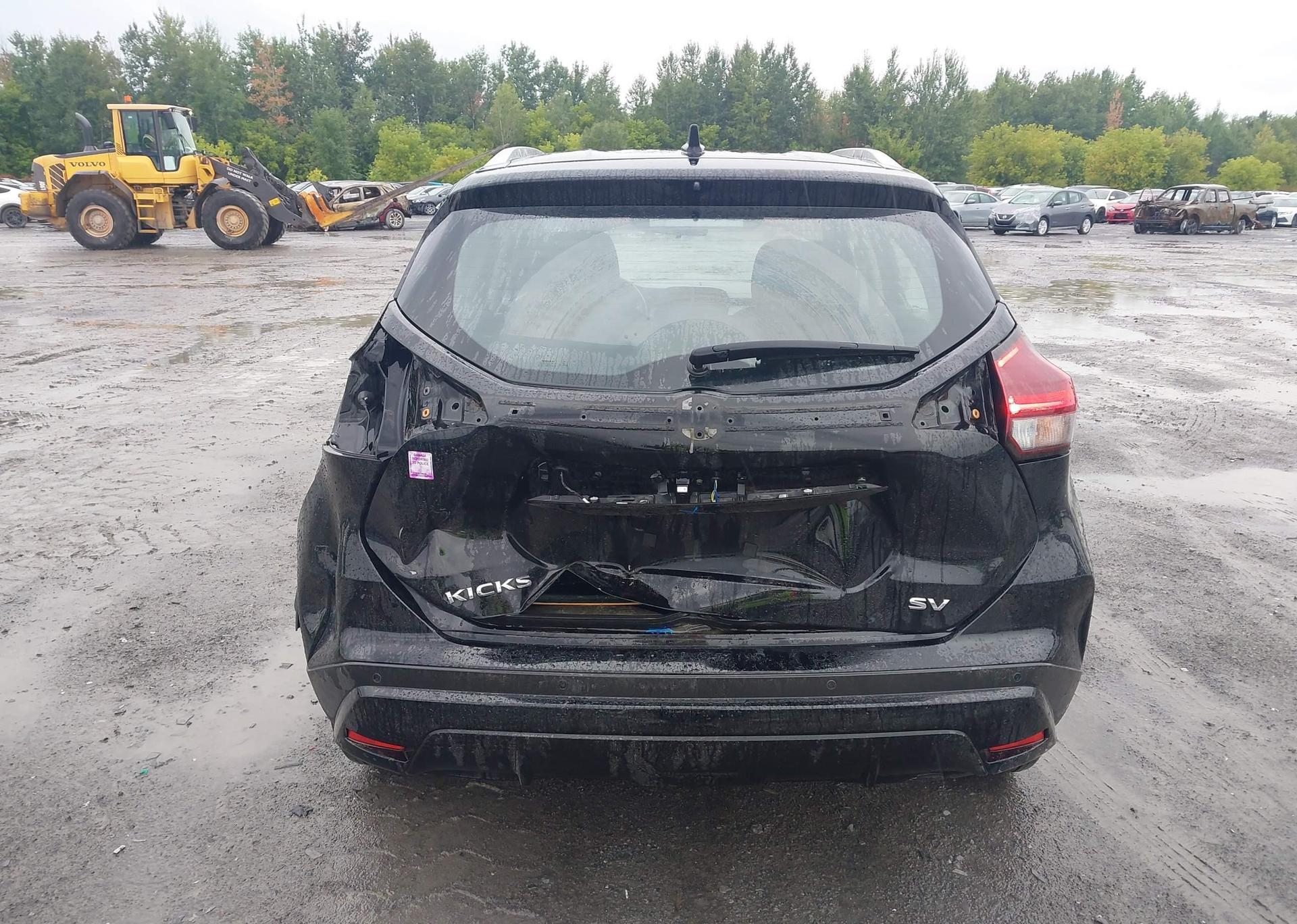 2021 NISSAN KICKS SV