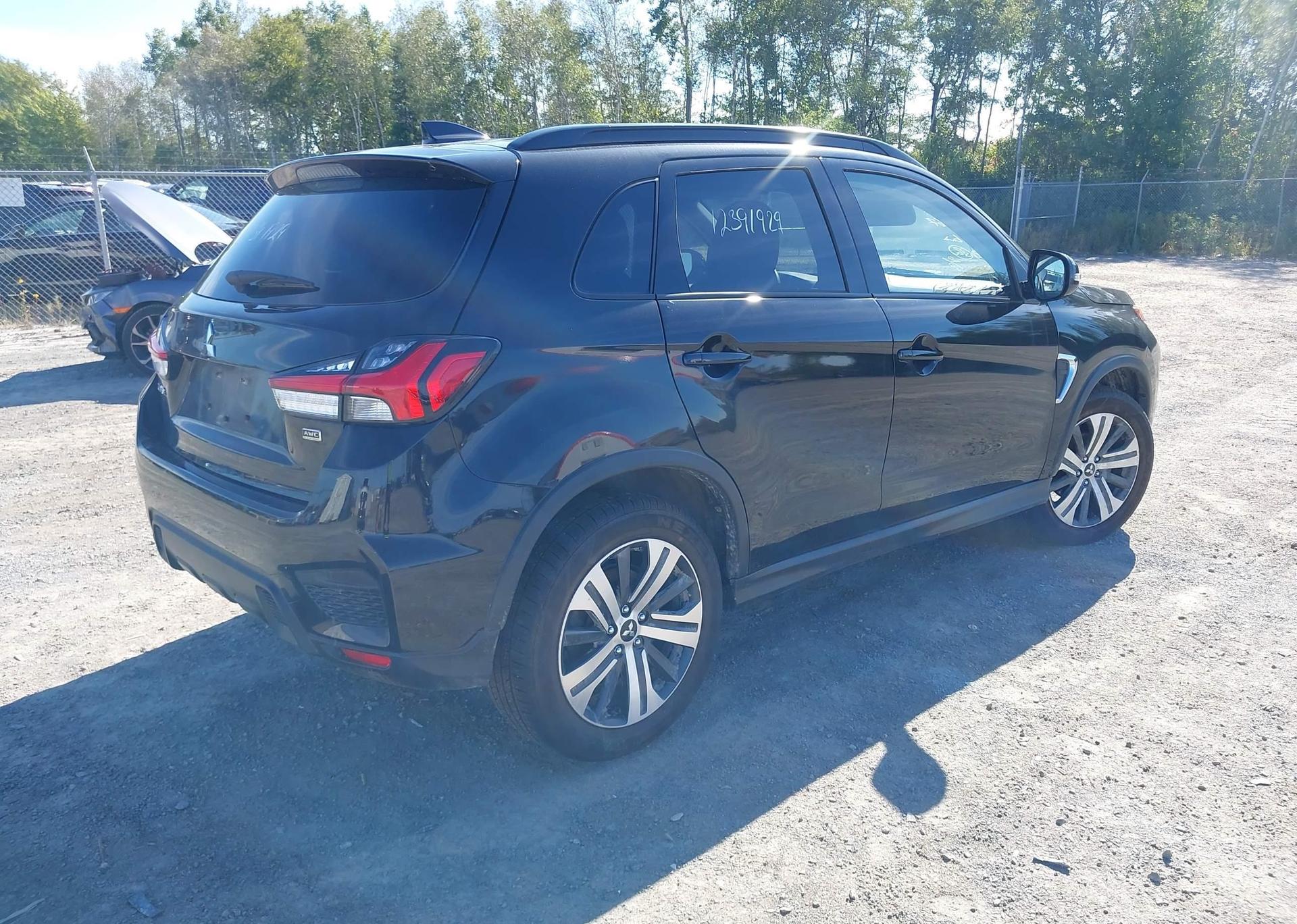 2024 MITSUBISHI RVR GT