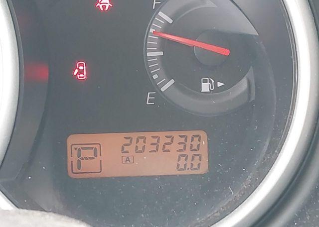 2011 NISSAN VERSA 1.8SL