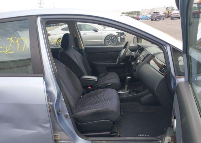 2011 NISSAN VERSA 1.8SL