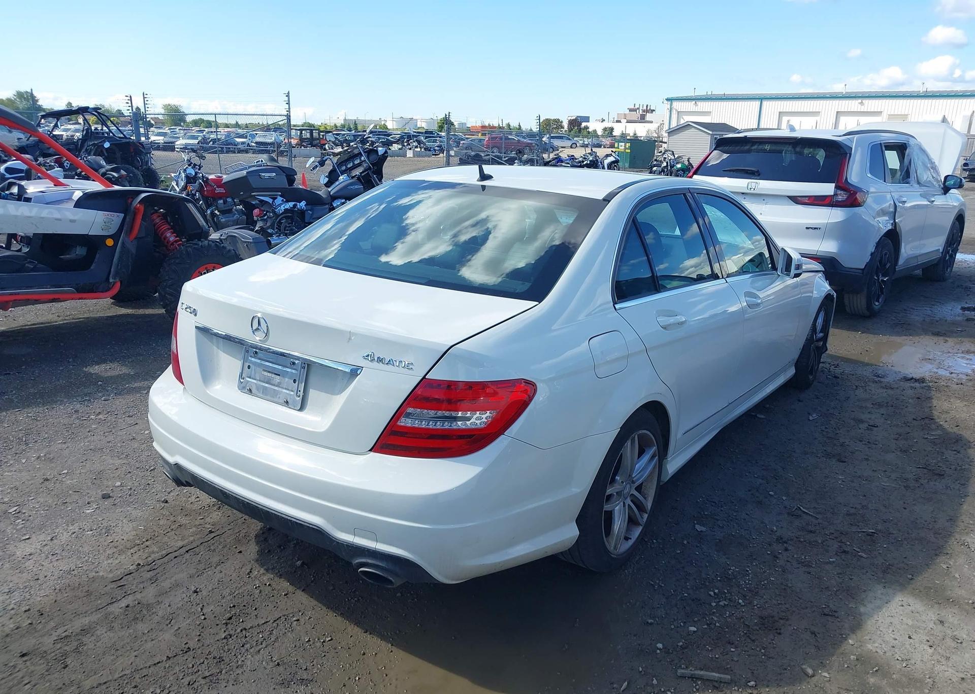 2012 MERCEDES-BENZ C 250 4MATIC